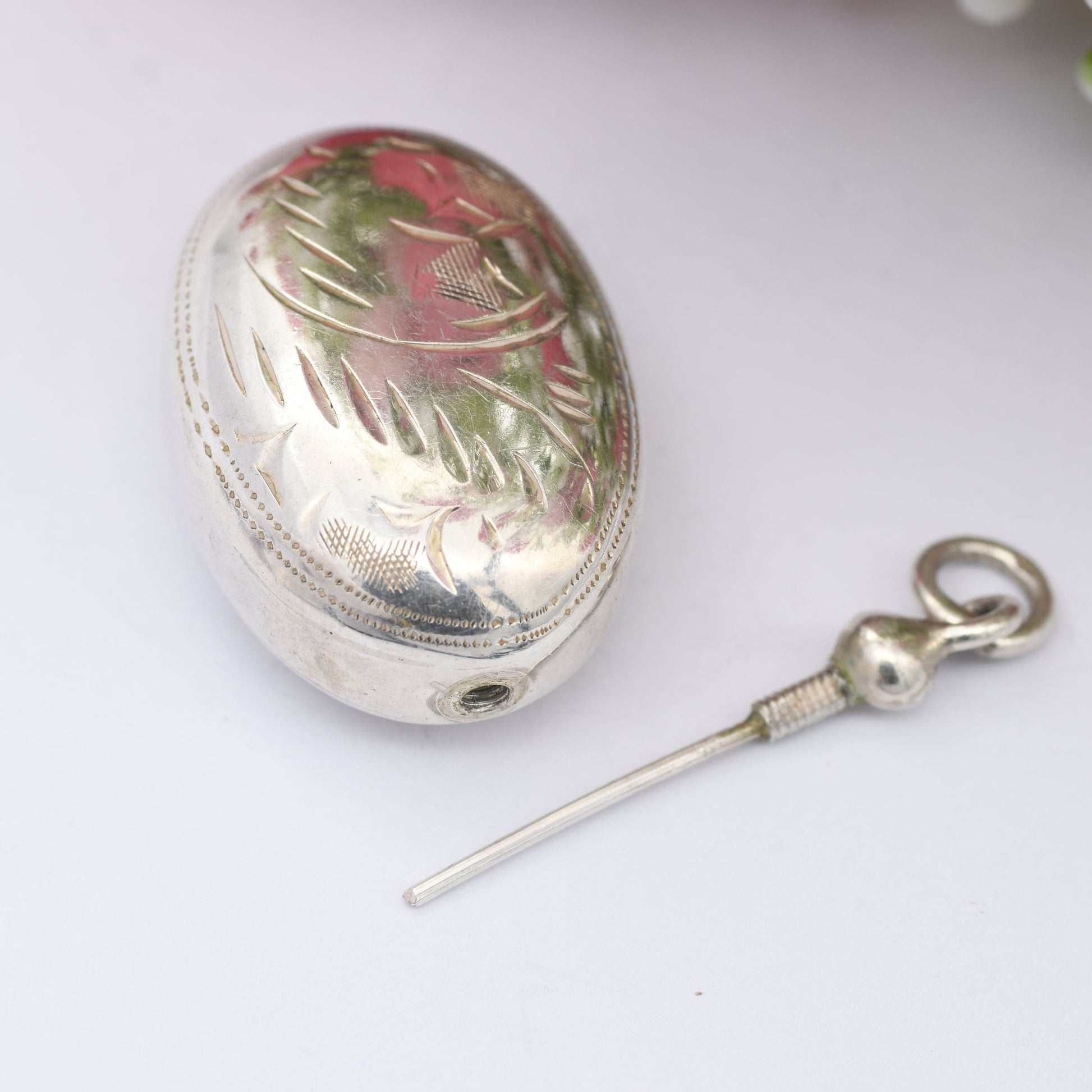 Vintage Sterling Silver Scent Bottle Pendant with Twist Out Stopper