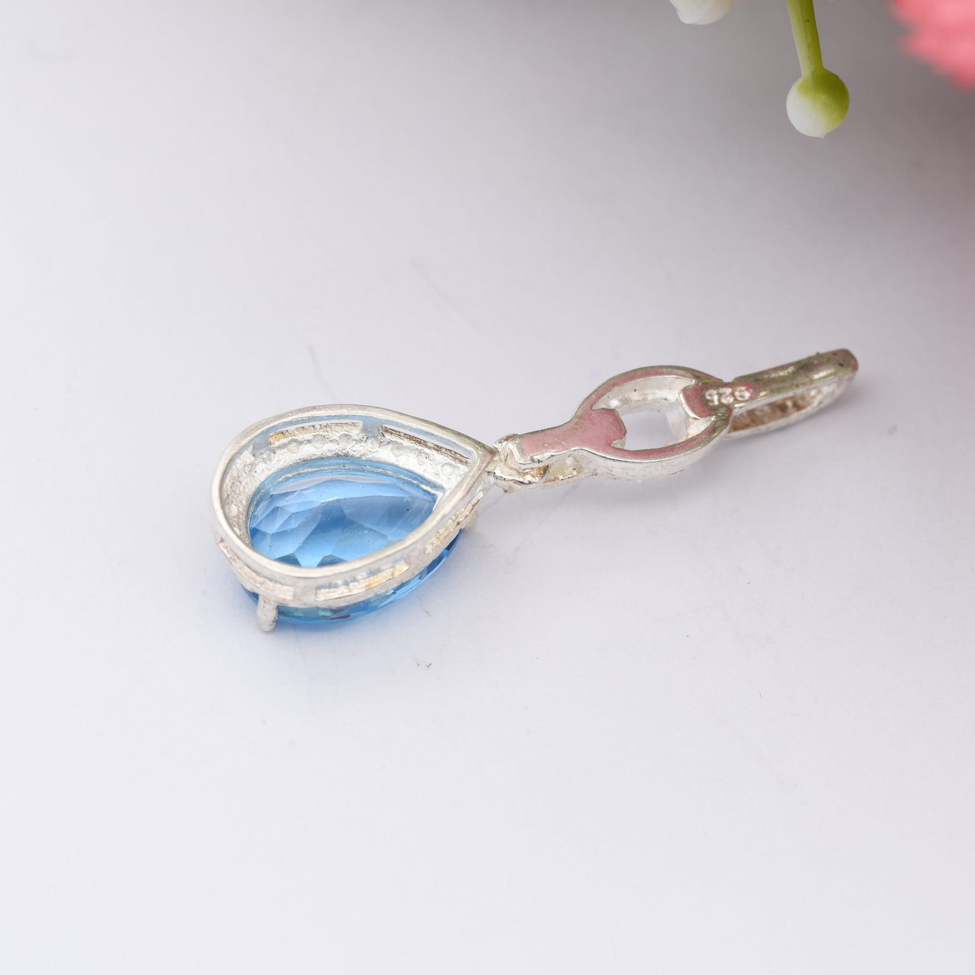 Sterling Silver Blue Stone Teardrop Pendant with Cable Link Chain Design