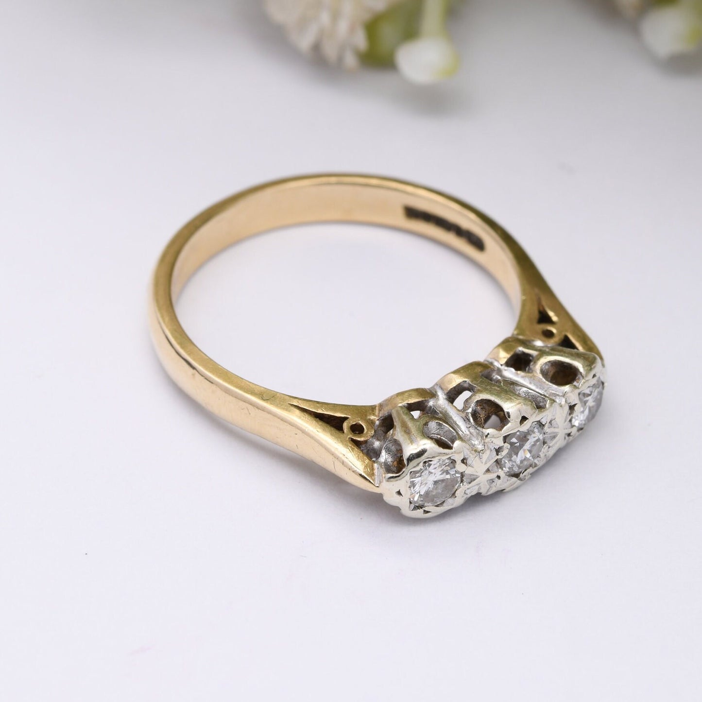 Vintage 9ct Gold Three Stone Diamond Ring - .25 Carats 25 Points | Illusion Set Engagement Ring | UK Size - N | US Size - 6 3/4