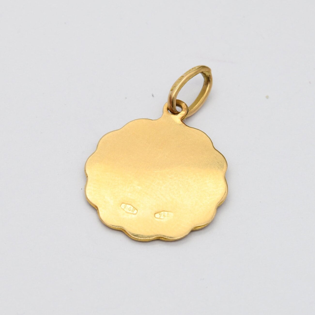 Vintage 18ct Gold St Christopher Pendant