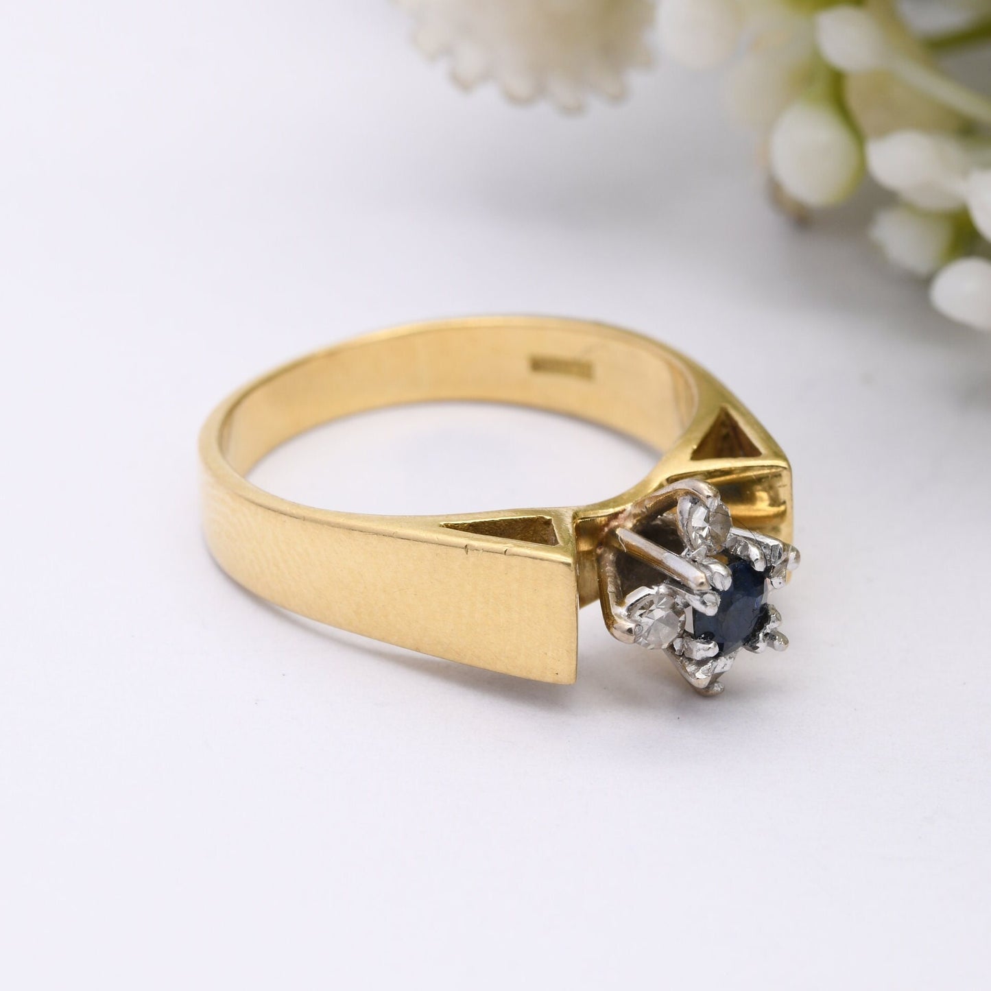 Vintage 18ct Gold Sapphire Diamond Ring 1976 - Statement Cocktail Ring UK Size - M | US Size - 6