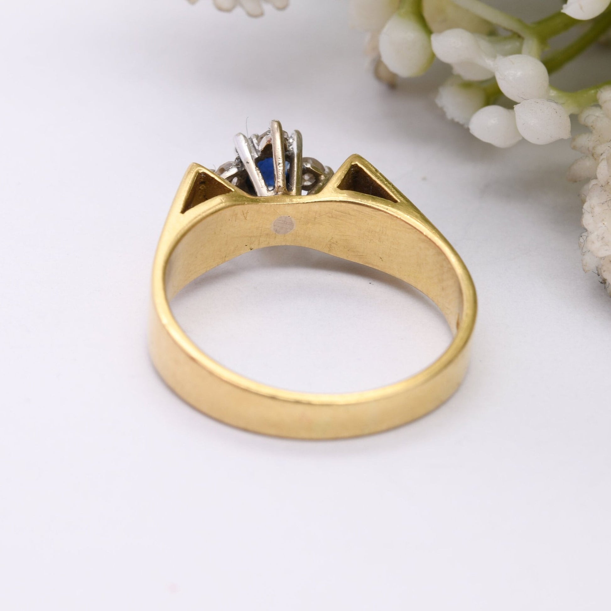 Vintage 18ct Gold Sapphire Diamond Ring 1976 - Statement Cocktail Ring UK Size - M | US Size - 6