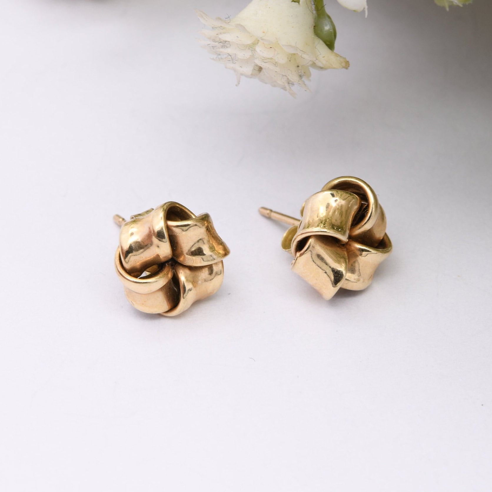 Vintage 9ct Gold Twist Stud Earrings