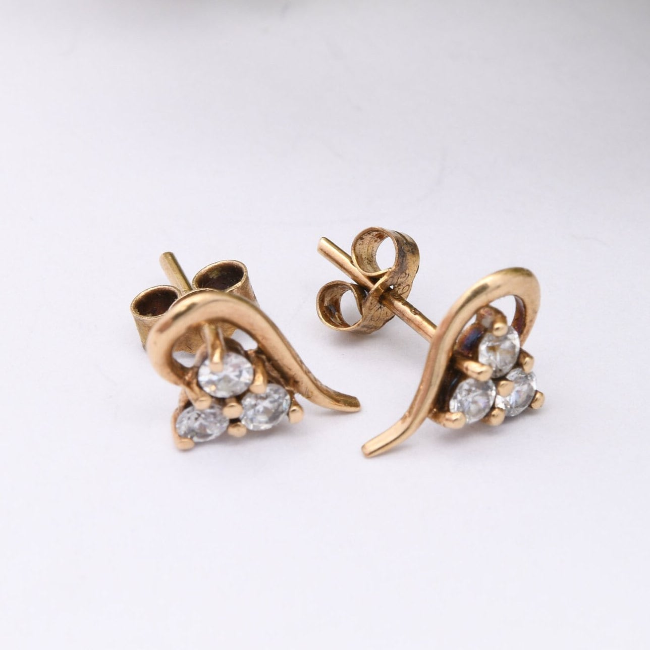 Vintage 9ct Gold Clover Stud Earrings 1982