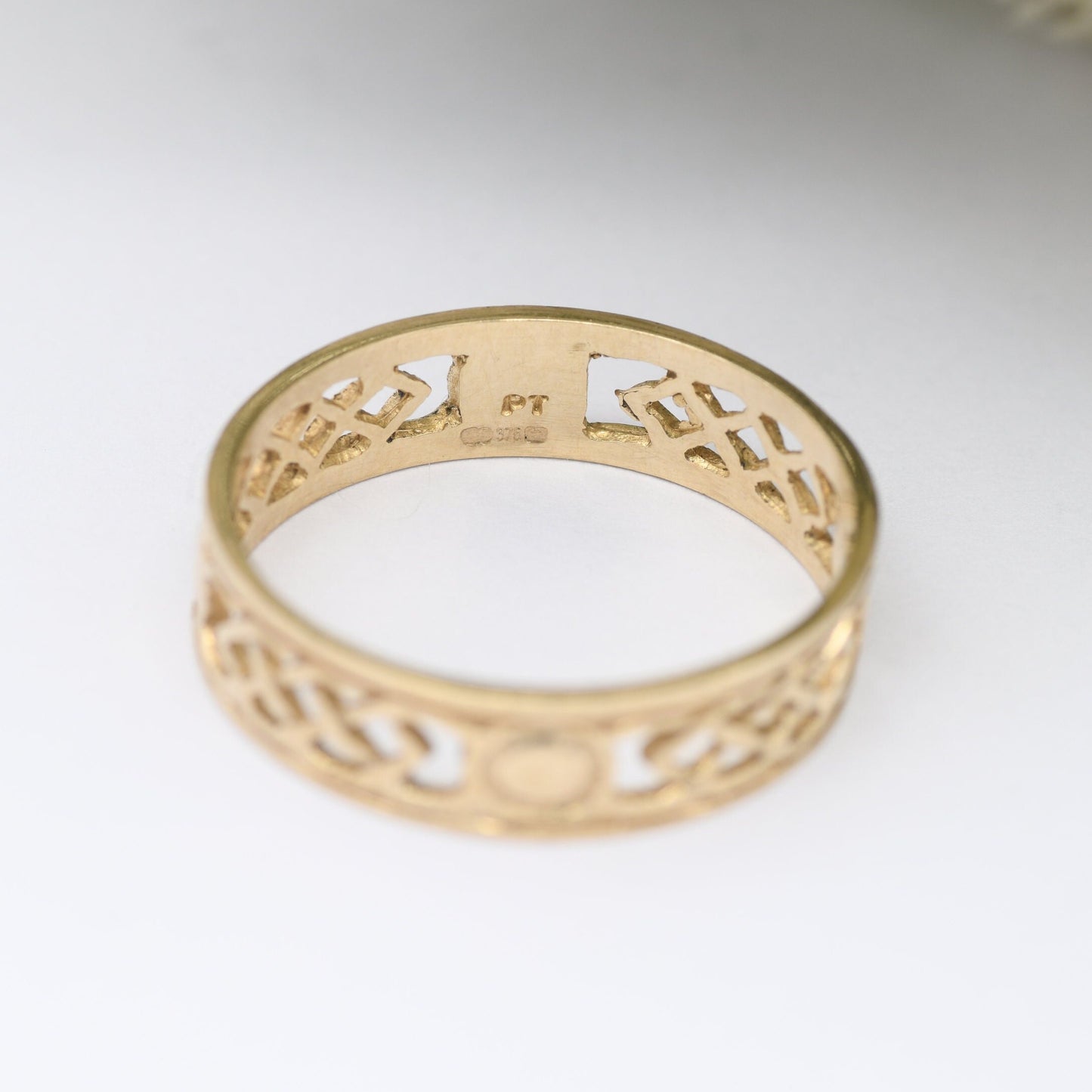 Vintage 9ct Gold Celtic Knot Band Ring - Woven Band | Unisex Band Ring | UK Size - Q | US Size - 8 1/4