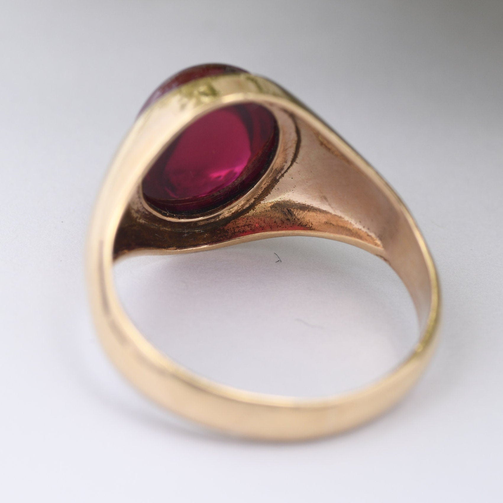 Vintage 9ct Gold Ruby Signet Ring by Fred Manshaw - Mid-Century 1973 | Men's Pinkie Ring | UK Size - I 1/2 | US Size - 4 1/2