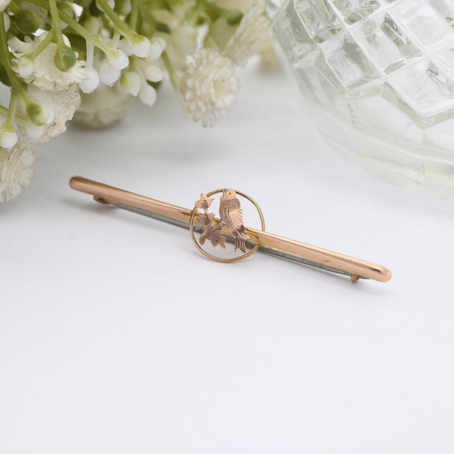 Antique Edwardian 9ct Gold Brooch with a Bird and Flowers - Aesthetic Movement Bar Brooch | Floral Leaf Pin