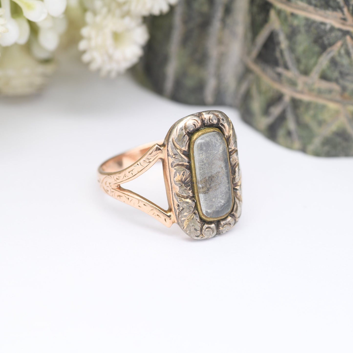 Antique Georgian 9ct Gold Mourning Ring - Engraved Detail | Rose Gold | Glass Front | UK Size - P | US Size - 7 1/2