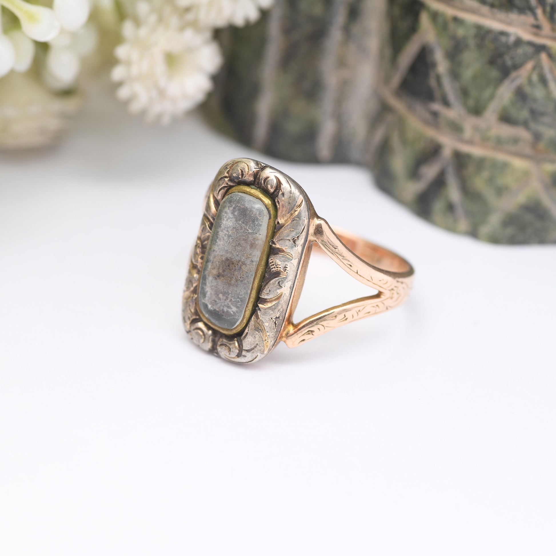 Antique Georgian 9ct Gold Mourning Ring - Engraved Detail | Rose Gold | Glass Front | UK Size - P | US Size - 7 1/2