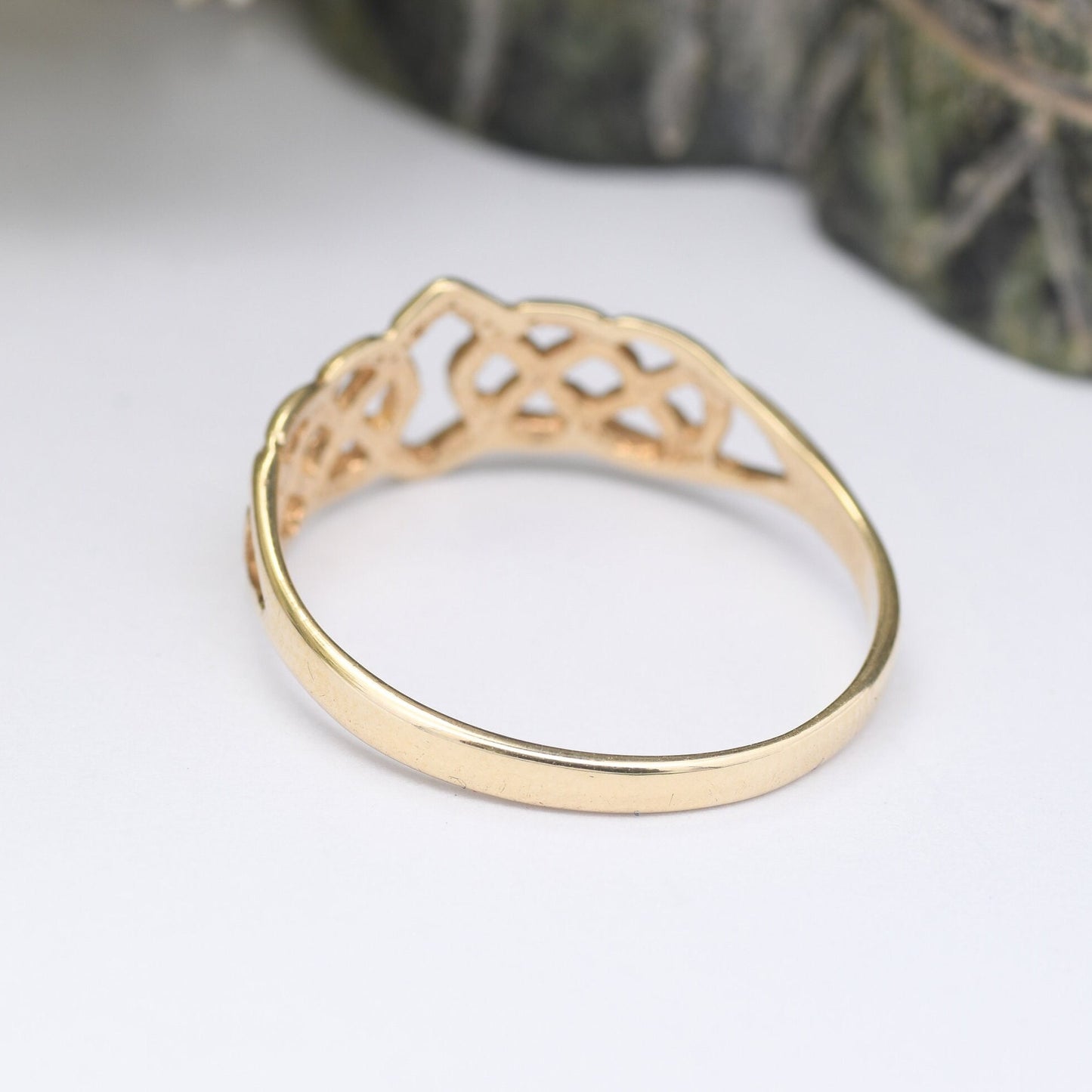 Vintage 9ct Gold Celtic Knot Ring - Woven Band | Rope Twist | Unisex Gold Everyday Jewellery | UK Size - O 1/2 | US Size - 7 1/2