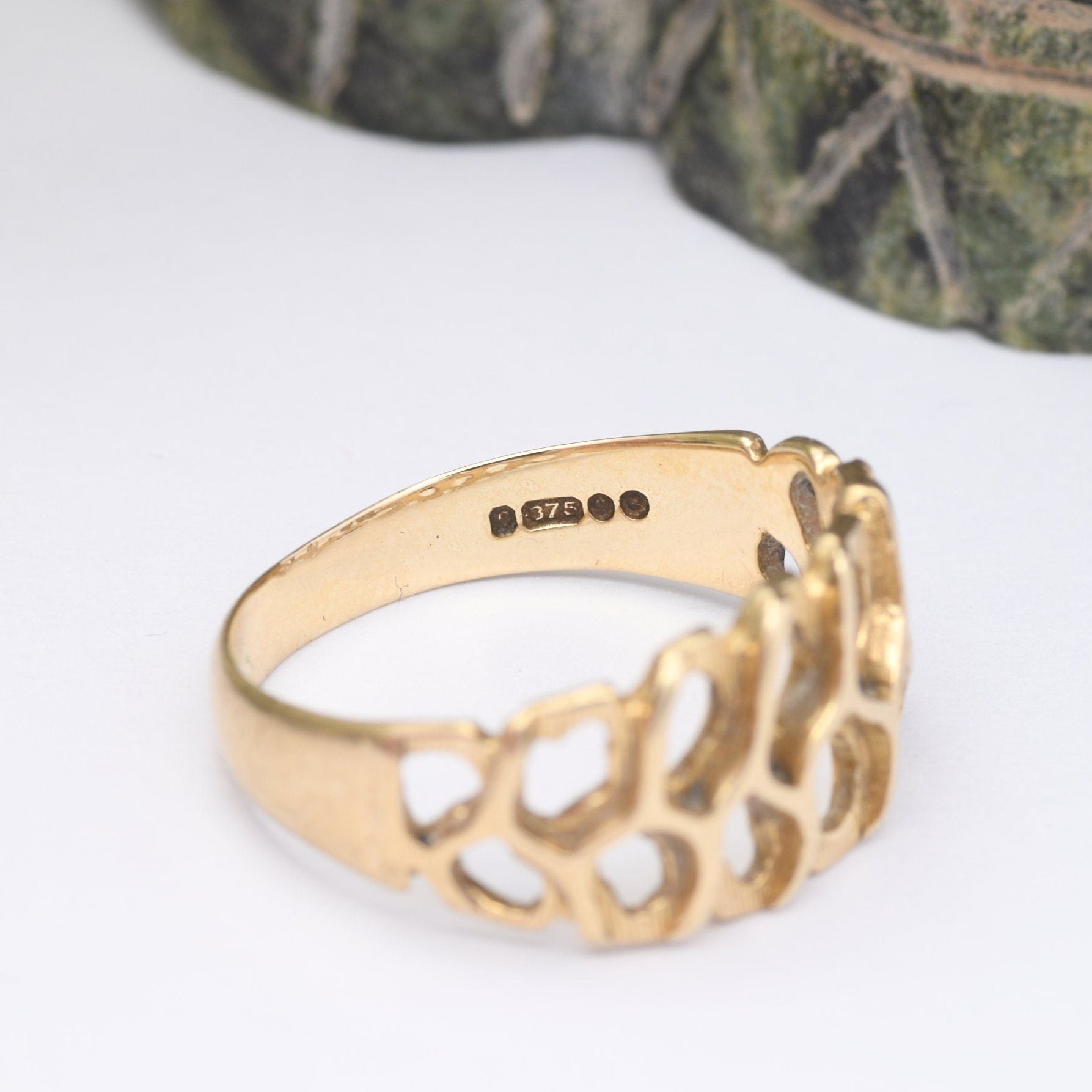 Vintage 9ct Gold Ring 1971 - Modernist Sculptural Brutalist Design | Openwork Space Age | Unisex Crater Ring | UK Size - O | US Size - 7 1/4