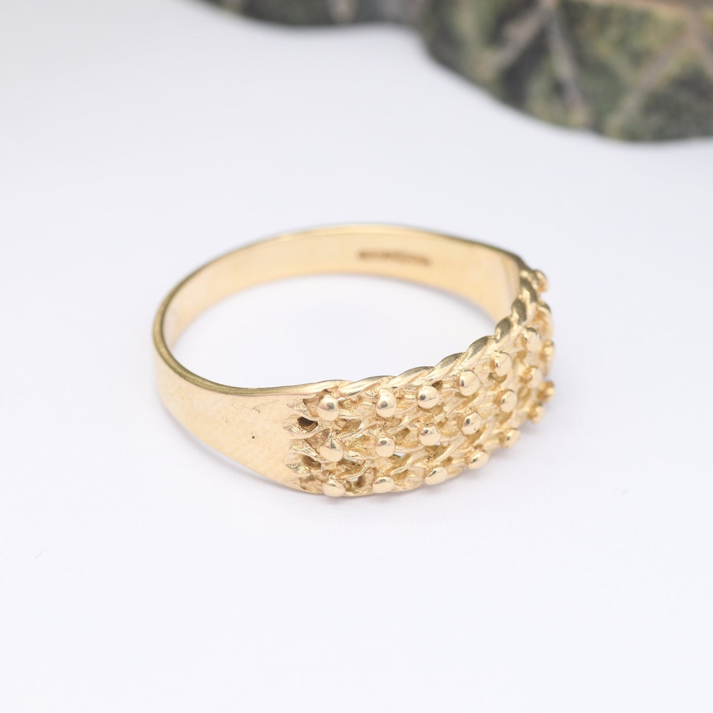 Vintage 9ct Gold Keeper Ring - Mid-Century Chunky Band | Textured Ball Ring | Everyday Gold Jewellery | UK Size - R | US Size - 8 3/4