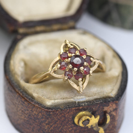 Vintage 9ct Gold Garnet Flower Ring 1979 - Mid-Century Victorian Revival | UK Size - O | US Size - 7 1/4