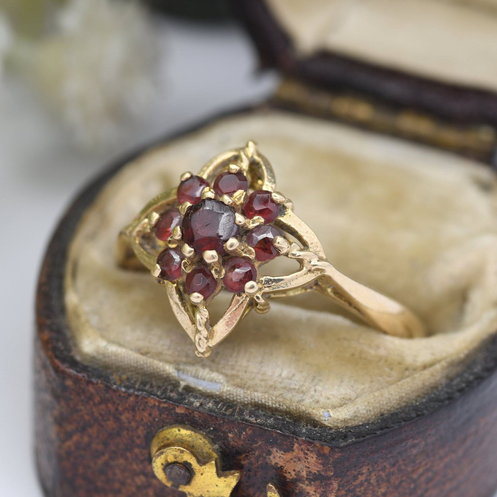 Vintage 9ct Gold Garnet Flower Ring 1979 - Mid-Century Victorian Revival | UK Size - O | US Size - 7 1/4