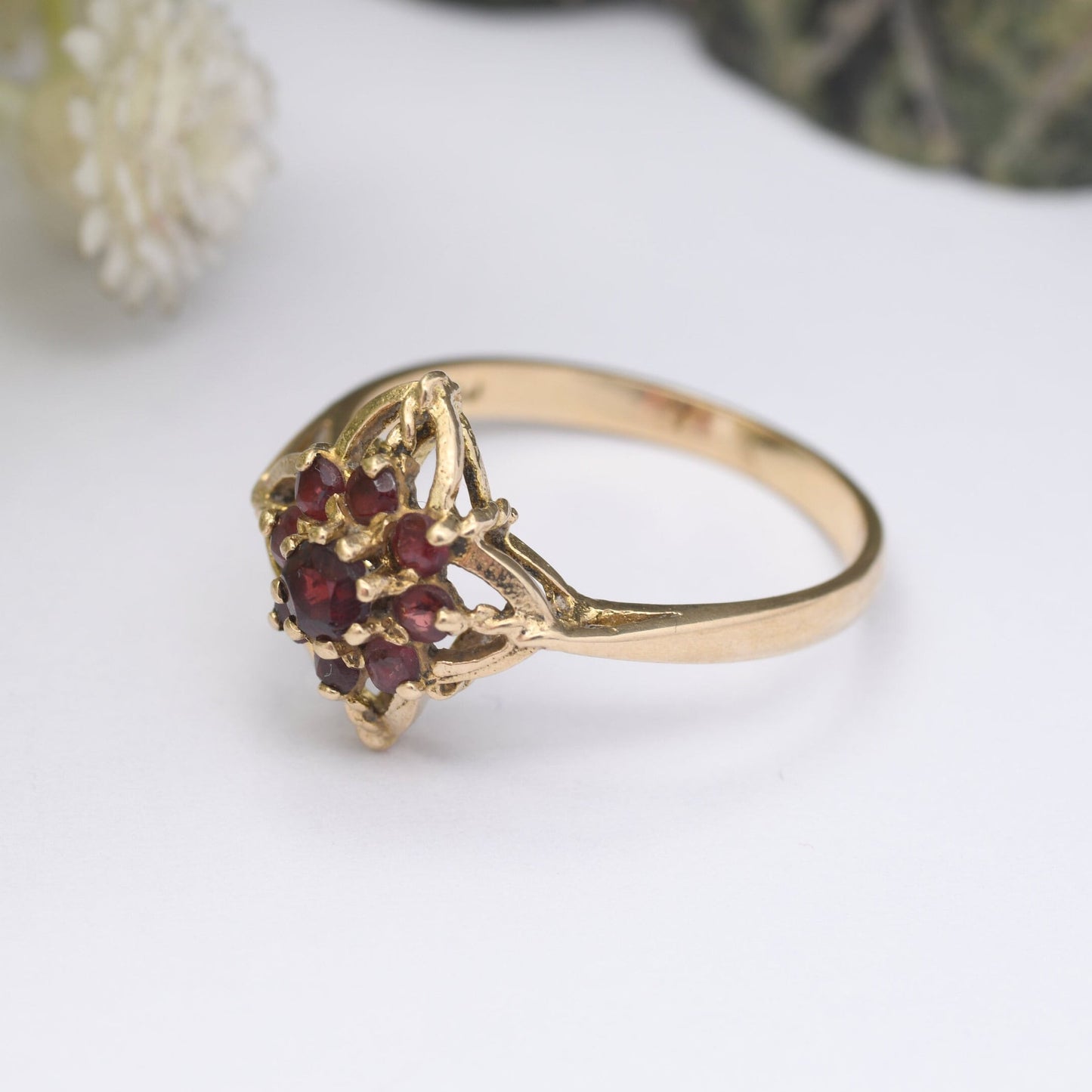 Vintage 9ct Gold Garnet Flower Ring 1979 - Mid-Century Victorian Revival | UK Size - O | US Size - 7 1/4