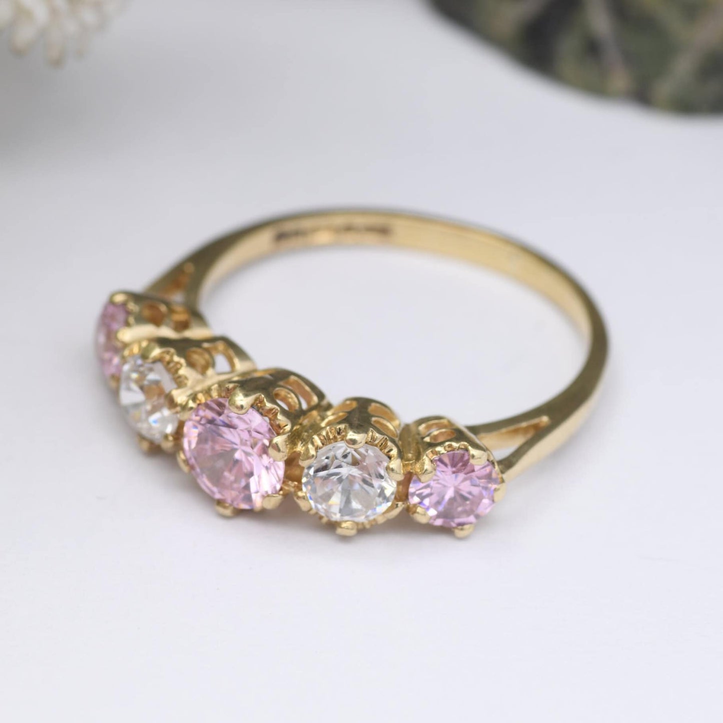 Vintage 9ct Gold CZ Statement Ring - Clear and Pink Stones Five Stone Ring | Princess Ring | UK Size - M 1/2 | US Size - 6 1/2