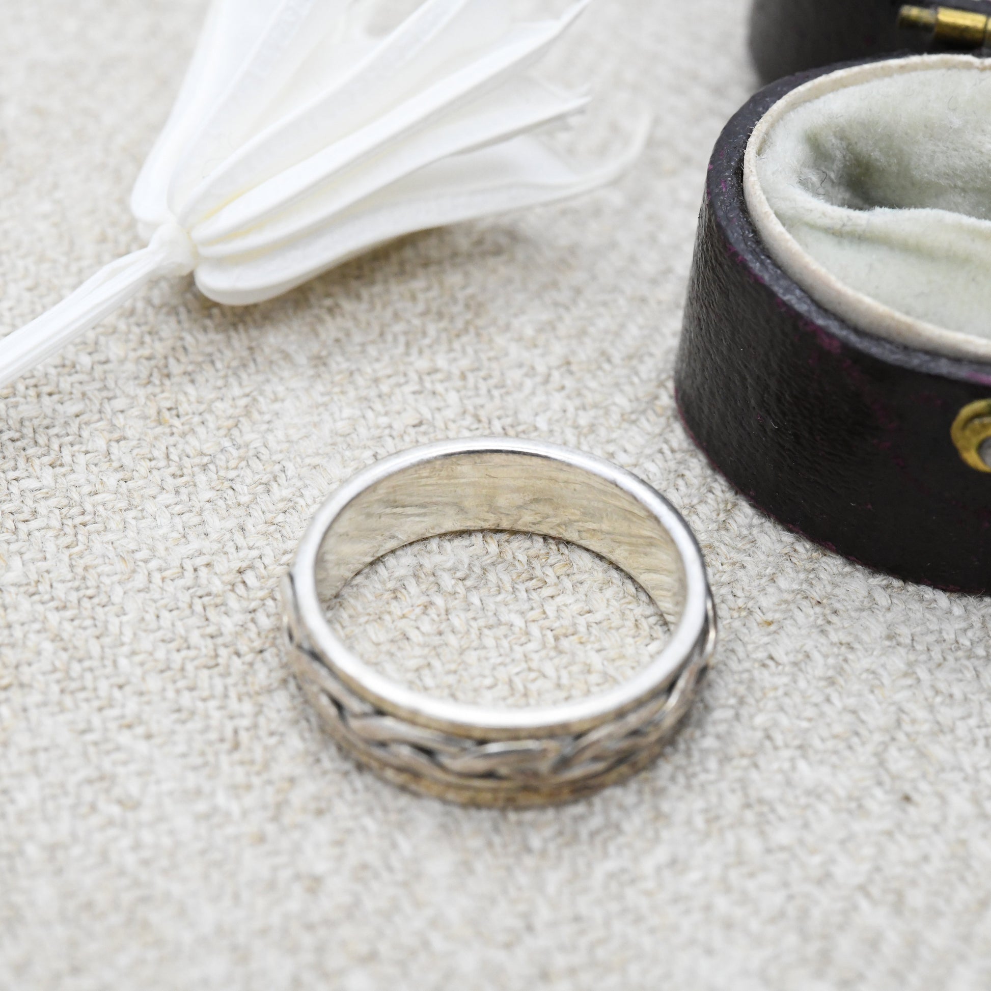 Vintage Sterling Silver Celtic Infinity Knot Band Ring