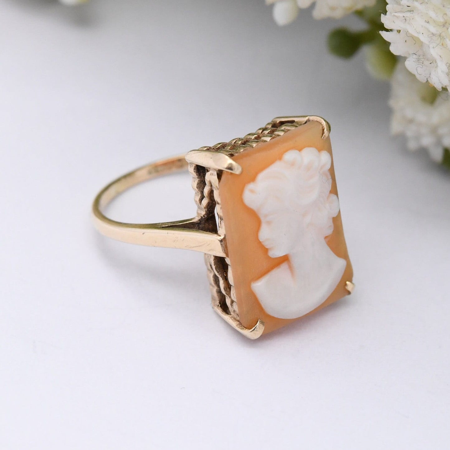 Vintage 9ct Gold Cameo Ring