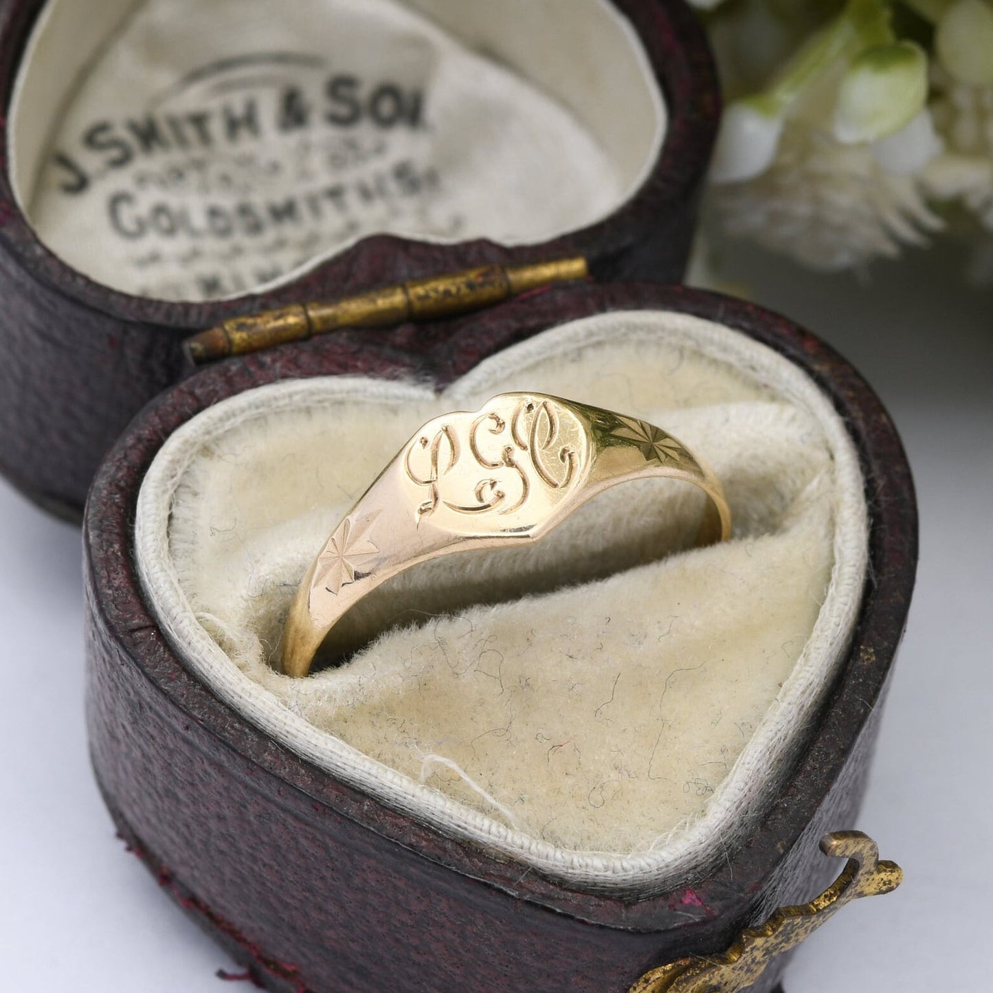 Vintage 9ct Gold Heart Signet Ring 1988