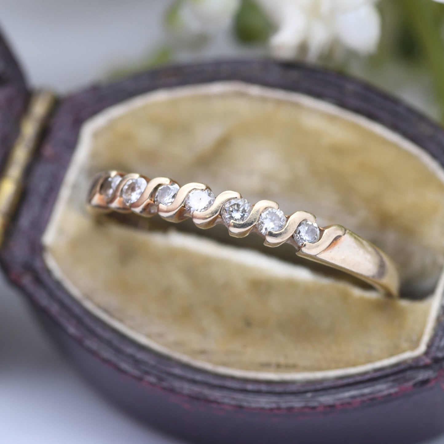 Vintage 9ct Gold and Diamond Ring - S Form Wave Band | UK Size - P 1/2 | US Size - 8