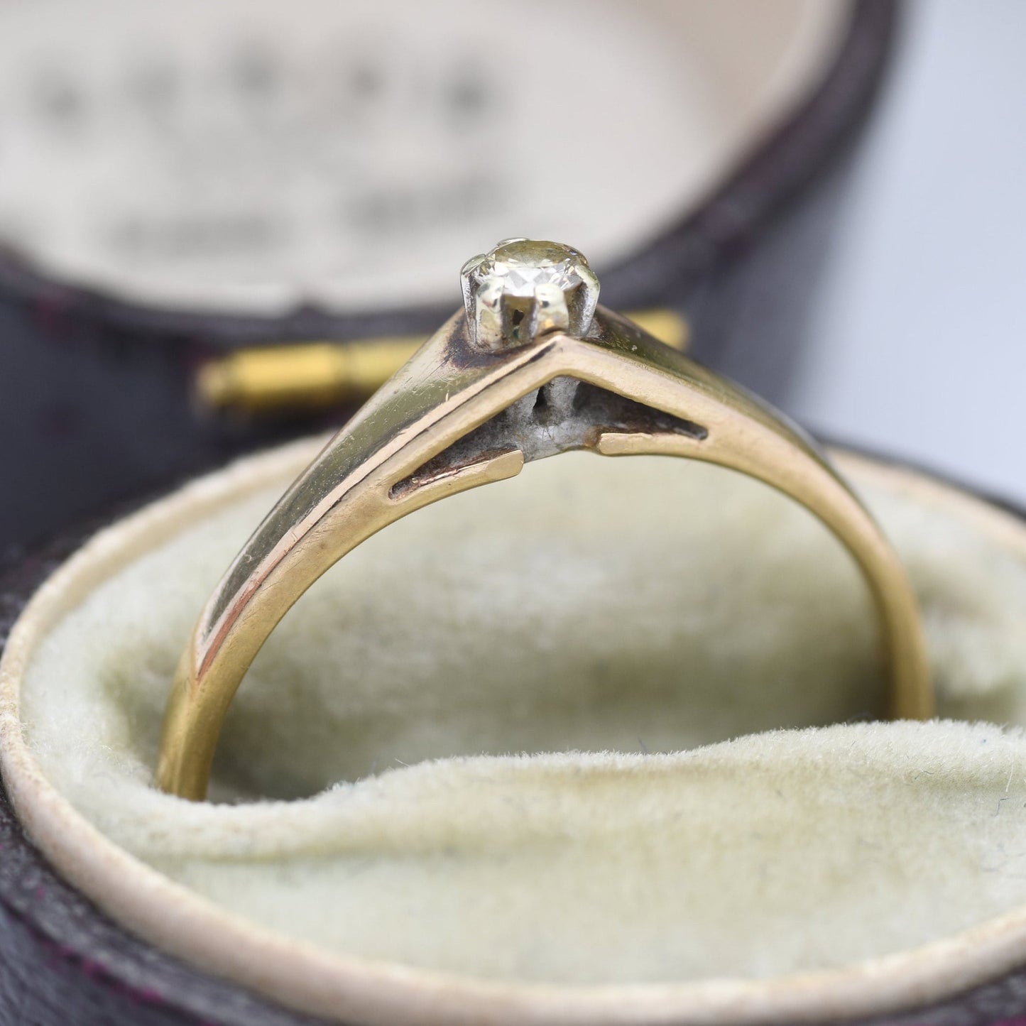 Vintage 9ct Gold Diamond Solitaire Ring 1987 - Pretty Vintage Engagement Ring | UK Size - L | US Size - 5 3/4