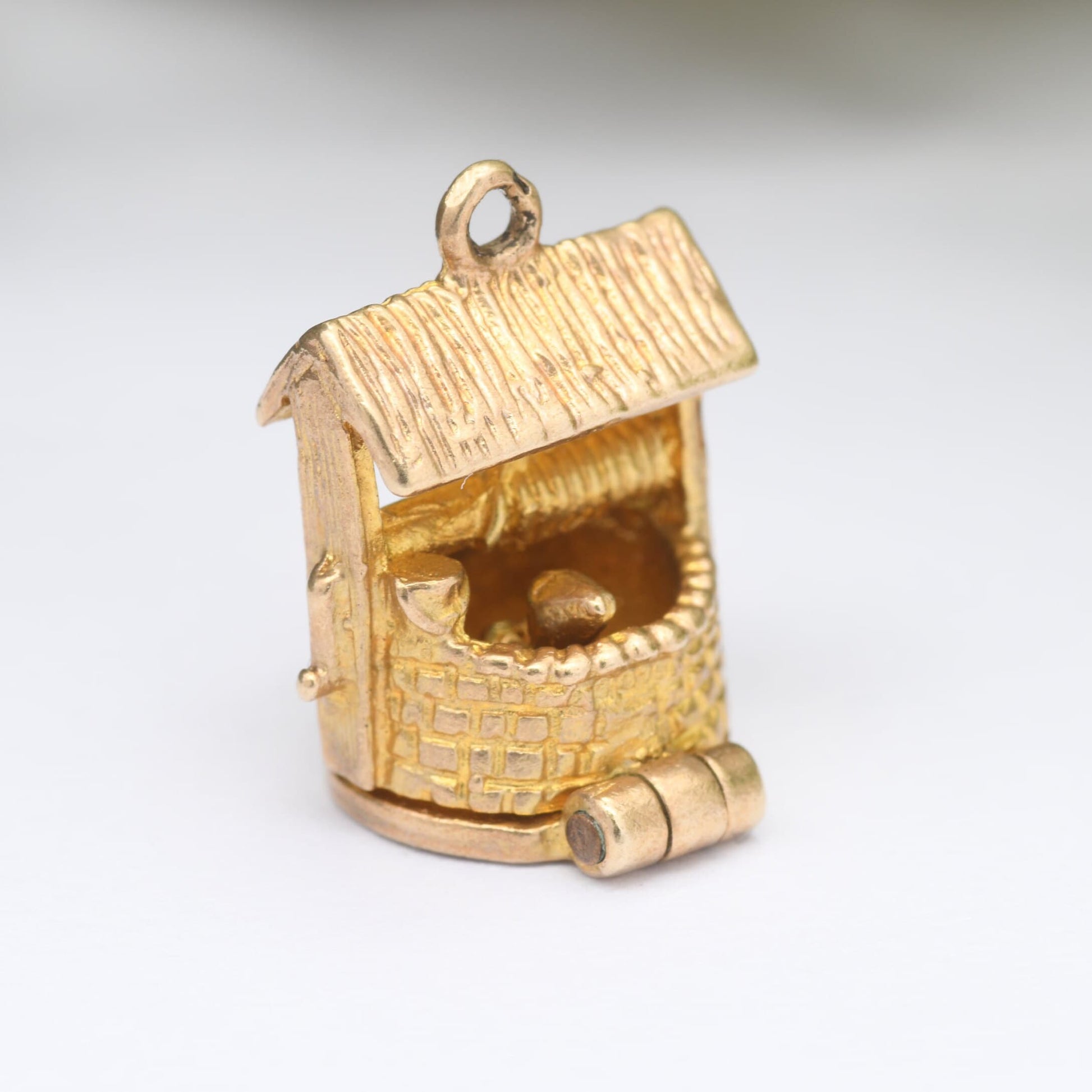 Vintage Nuvo 9ct Gold Pixie in a Wishing Well Charm Pendant 1986 - Opening to Cornish Pixie