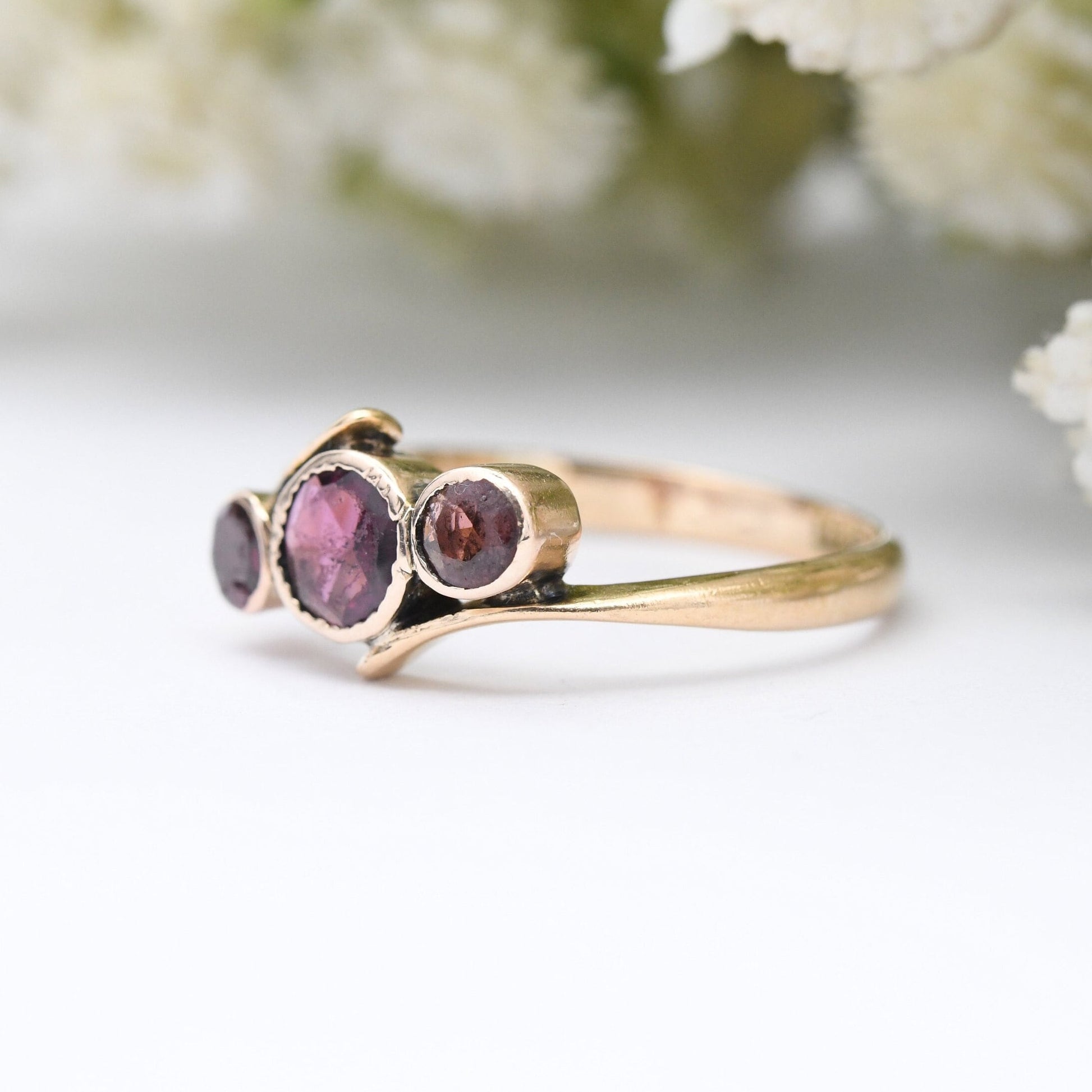 Antique 18ct Gold Amethyst Ring - Edwardian Purple Three Stone Toi et Moi Style Ring | UK Size - N | US Size - 6 3/4