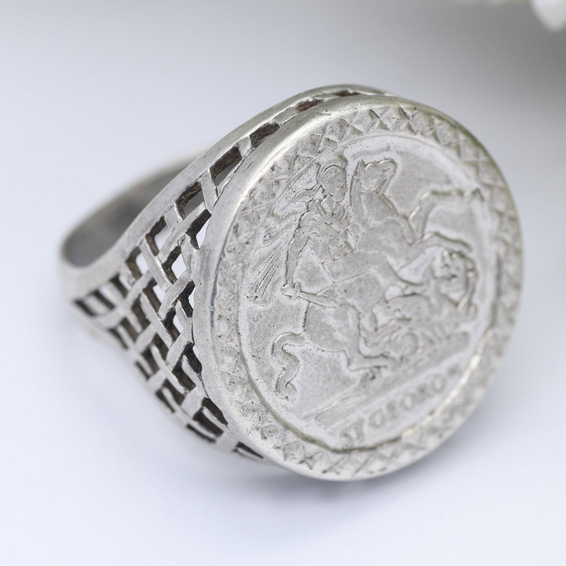 Vintage Sterling Silver Saint George and the Dragon Signet Ring 1949 - Chunky English Coin Jewellery | Large Size UK Size - W | US Size - 11