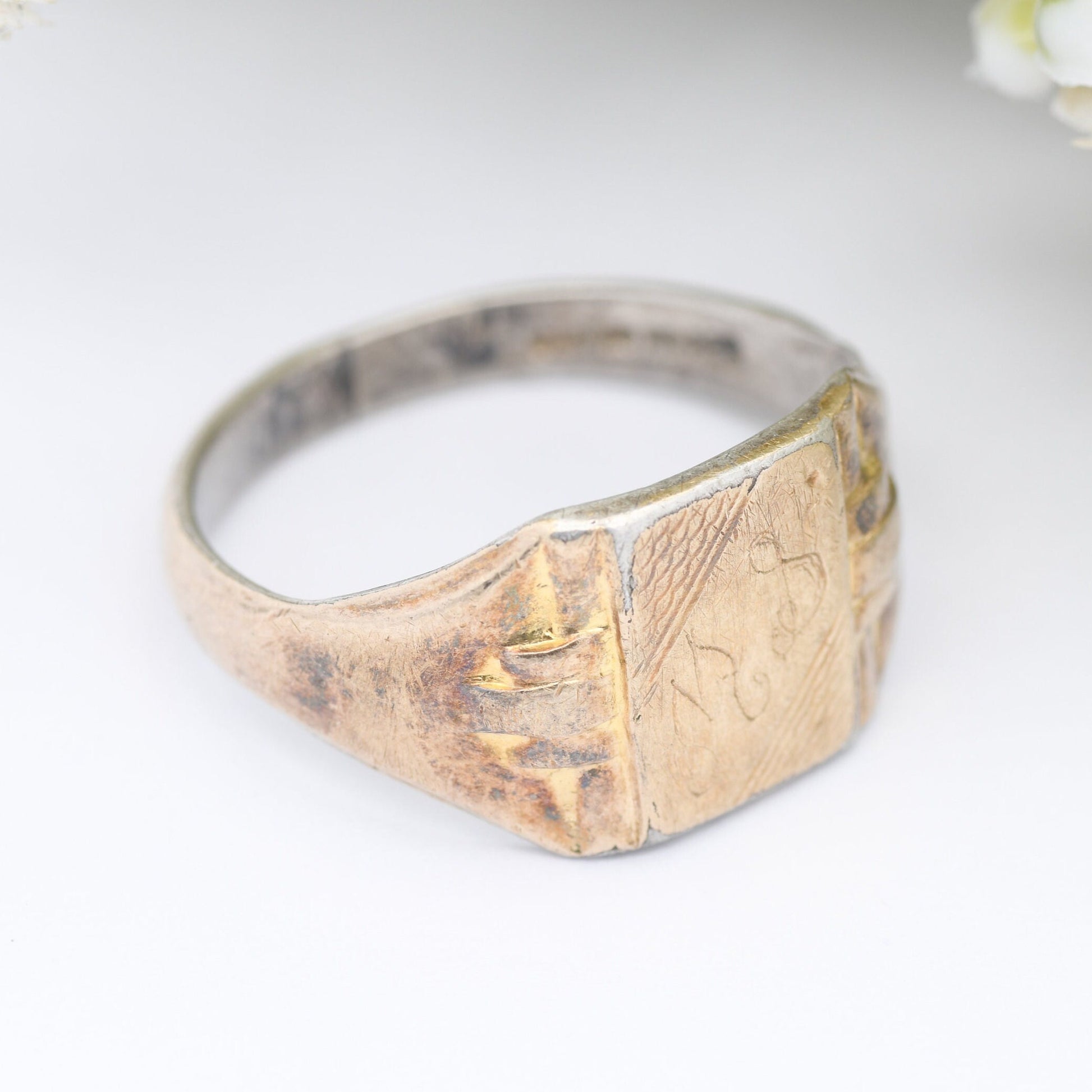 Vintage 9ct Gold Plated Sterling Silver Signet Ring - Lightly Engraved | Unusual Tank Style | Gift for Him | UK Size - V | US Size - 10 1/2