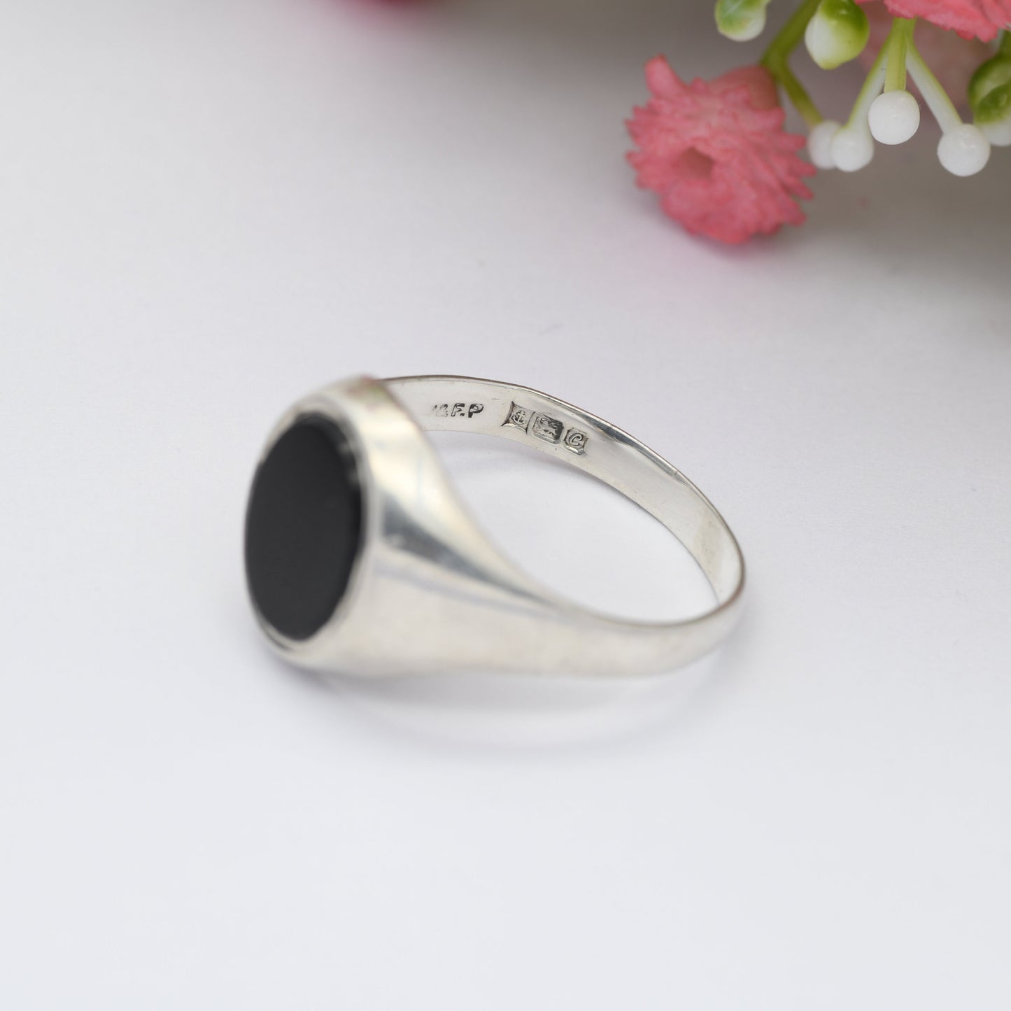 Vintage Sterling Silver Onyx Signet Ring 1977 - Large Unisex Jewellery | UK Size - Y | US Size - 12