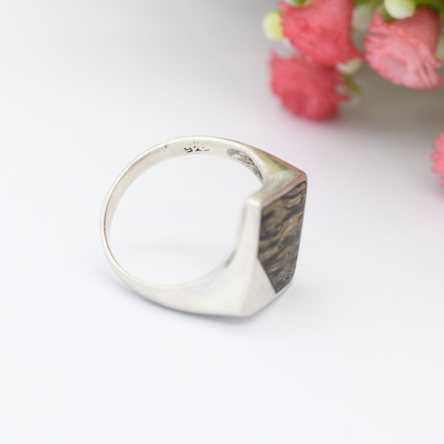 Vintage Sterling Silver Wood Signet Ring - Unusual Wooden Ring | Diamond Shape | UK Size - Q 1/2 | US Size - 8 1/4