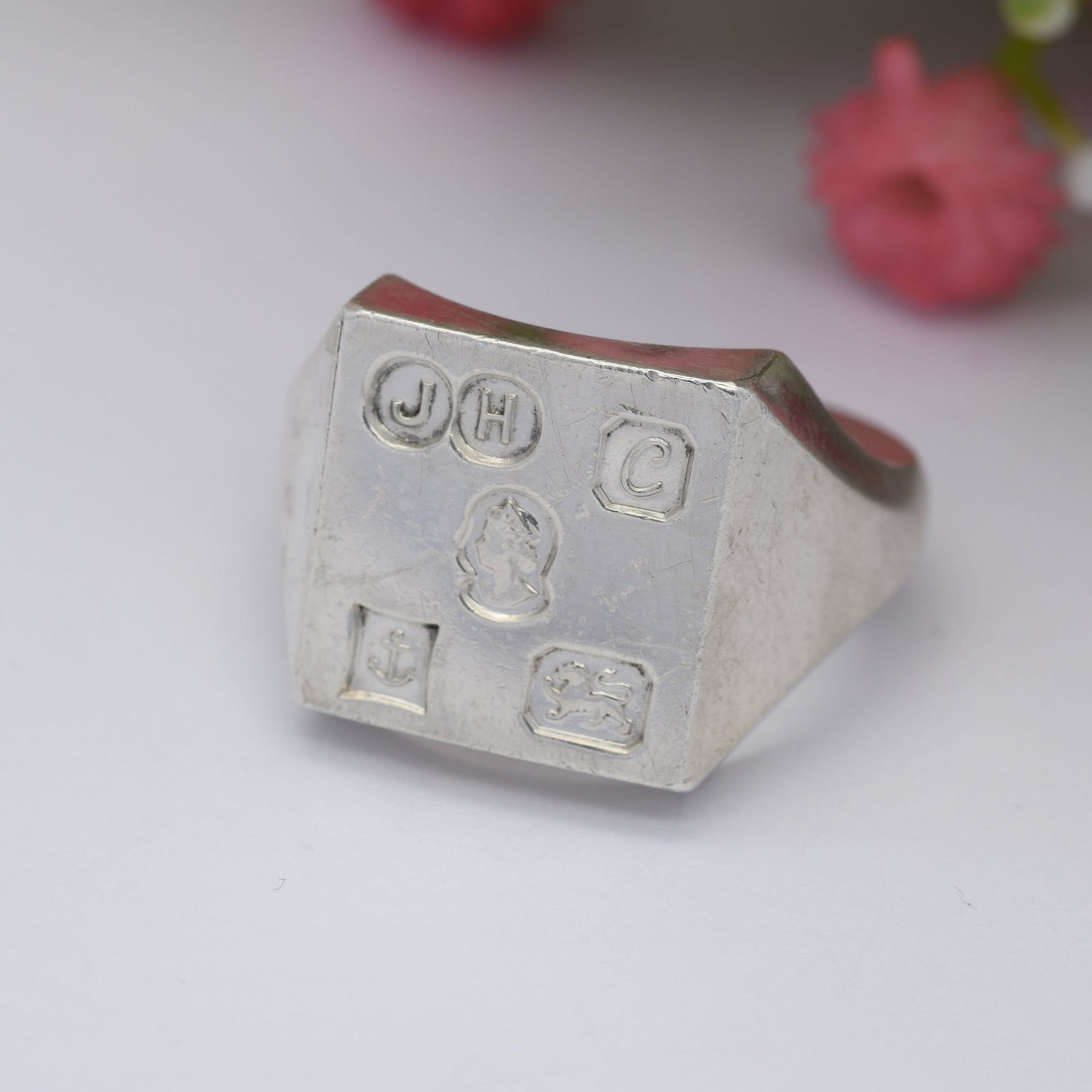 Vintage Sterling Silver Hallmark Ingot Ring 1977 - James Harrison Elizabeth II Jubilee Stamp | Heavy Chunky | UK Size - T | US Size - 9 1/2