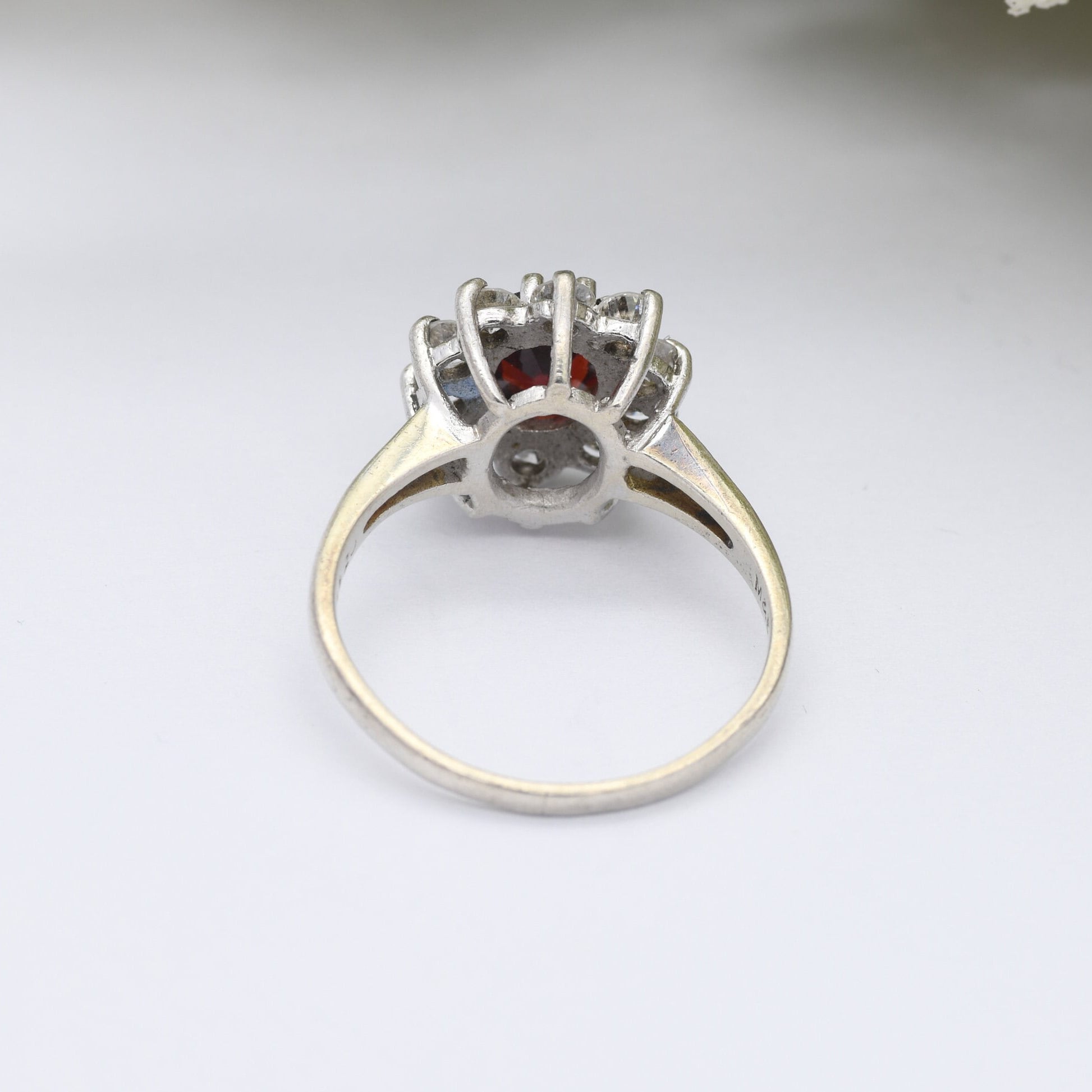 Vintage Sterling Silver Garnet Halo Flower Ring 1982 - Statement Cocktail Ring with CZ | UK Size - P | US Size - 7 1/2