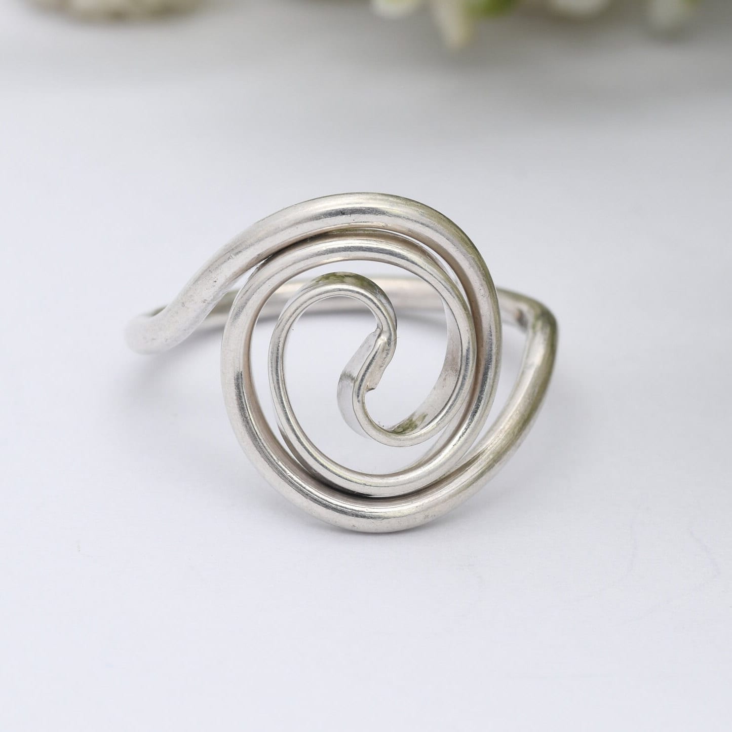 Vintage Sterling Silver Swirl Ring 1995 - Minimalist Everyday Silver Jewellery | UK Size - N 1/2 | US Size - 7