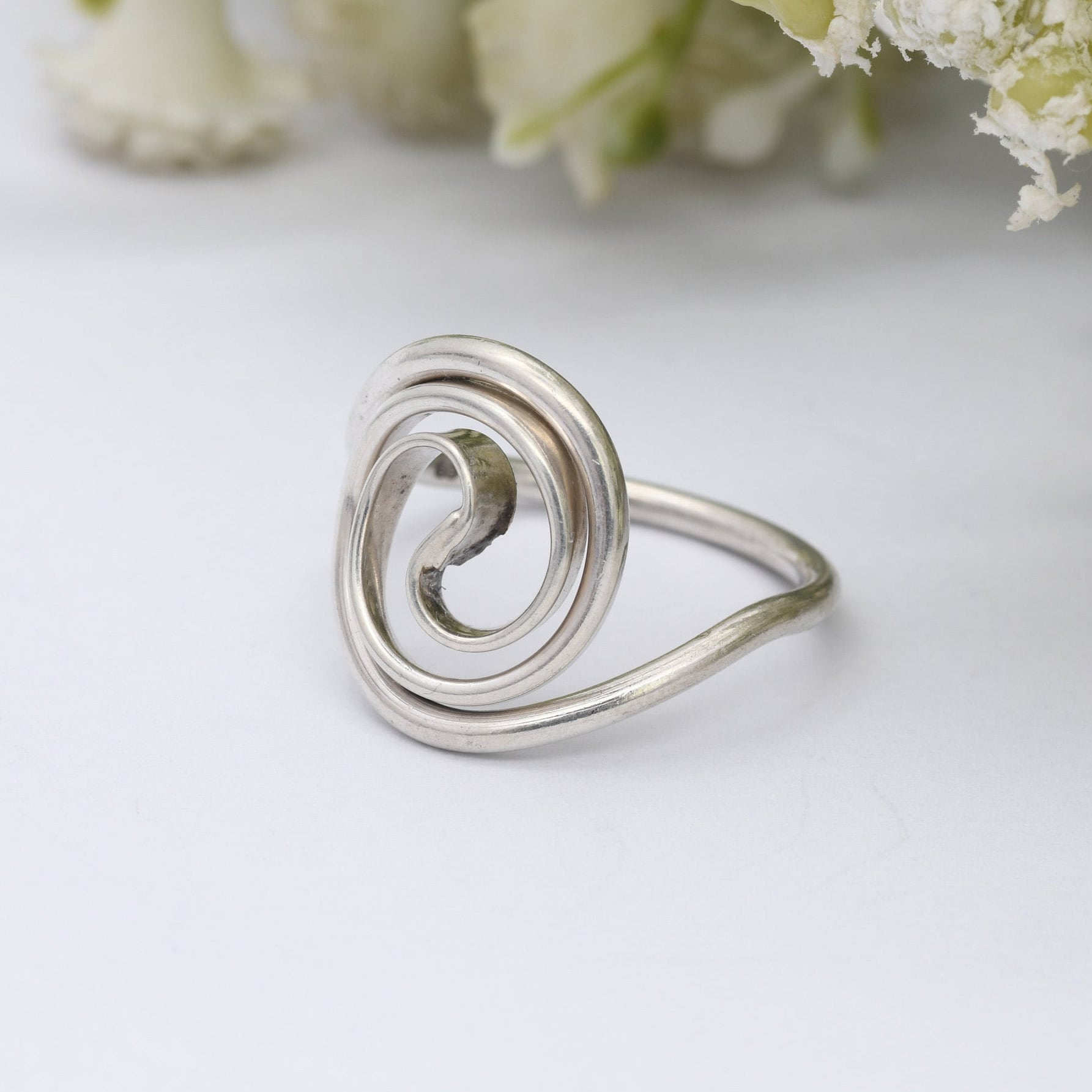 Vintage Sterling Silver Swirl Ring 1995 - Minimalist Everyday Silver Jewellery | UK Size - N 1/2 | US Size - 7