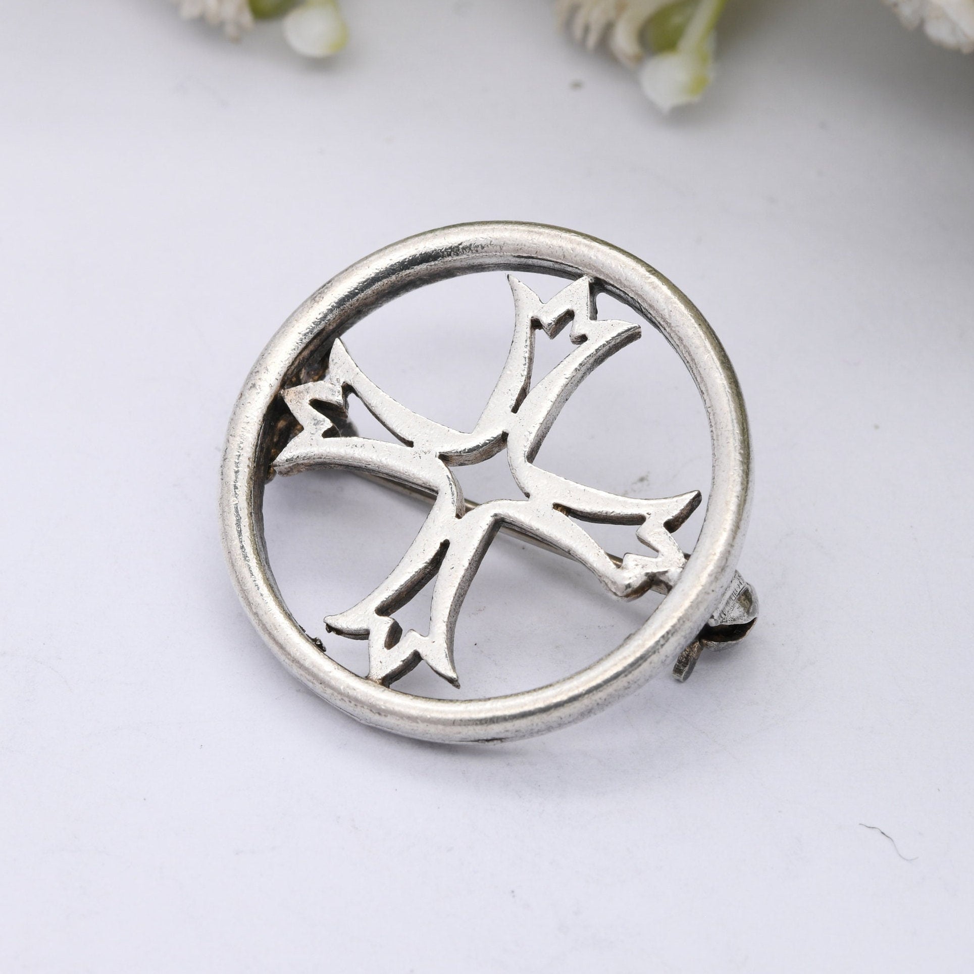 Vintage Square Cross in a Circle Brooch - Sweet Christian Jewellery Gift