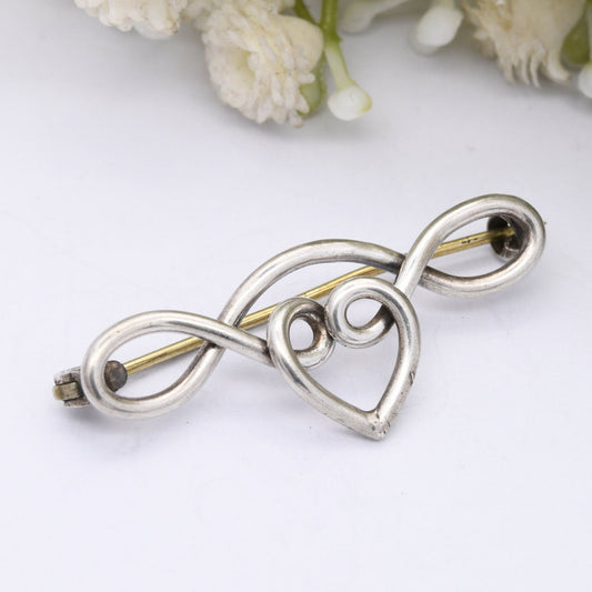 Antique Charles Horner Edwardian Twisted Heart Bar Brooch 1905 - Pretty Minimalist Silver Jewellery | Chester Hallmarks