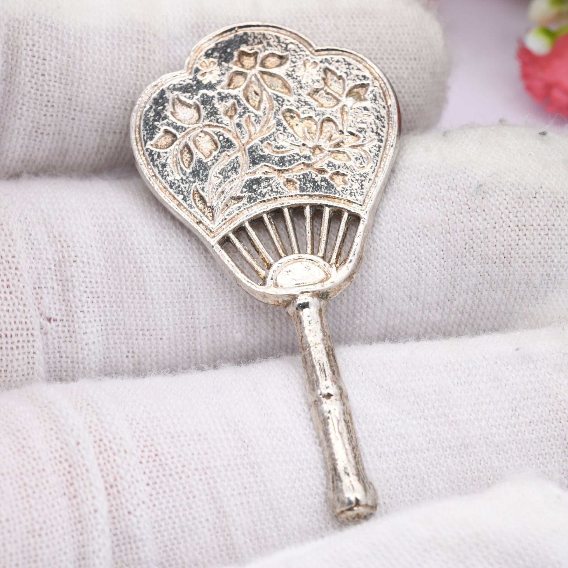 Vintage Open Fan Brooch Japanese Style - Butterfly and Flower Design | Mid-Century Silver Tone Statement Pin