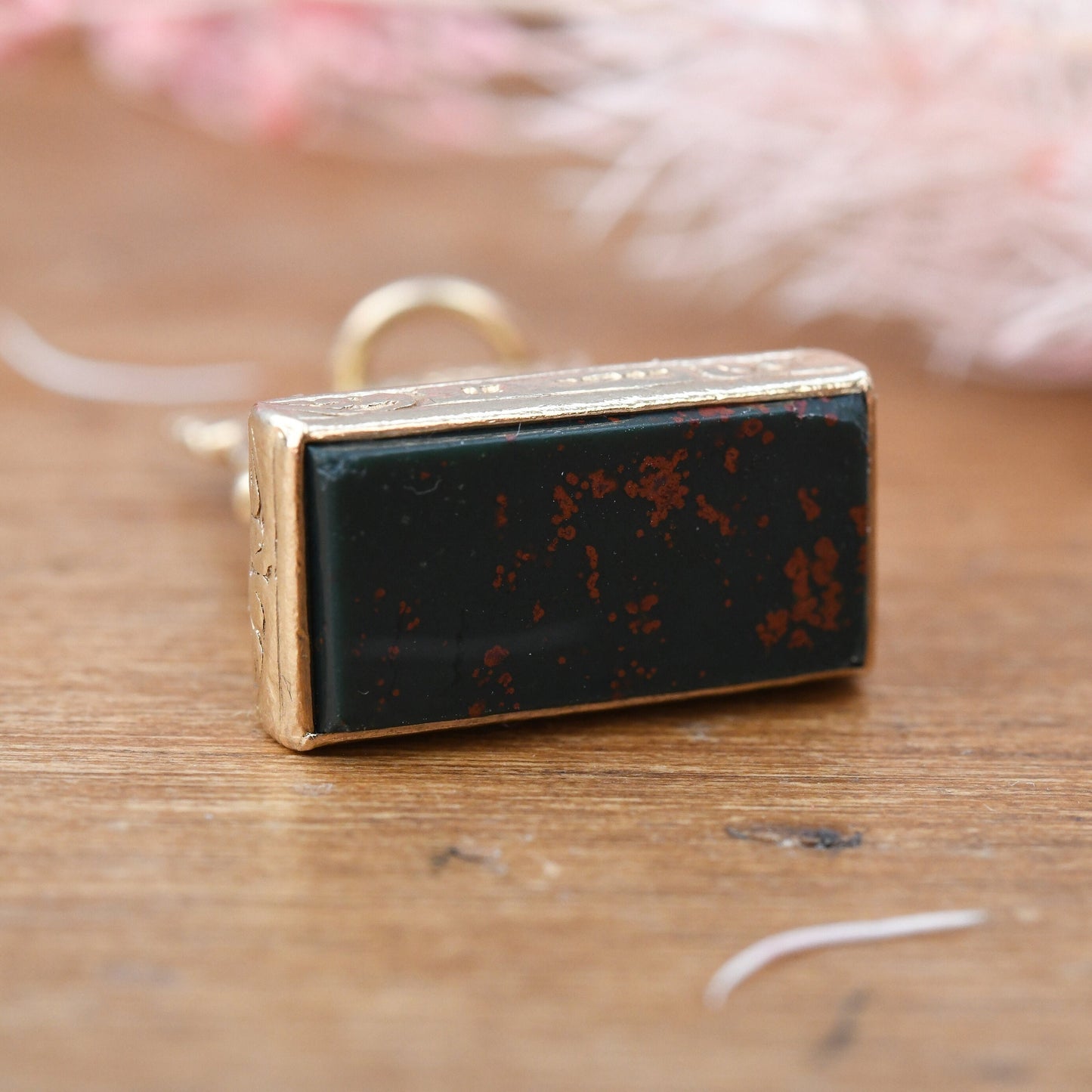 Vintage 9ct Gold Fish Fob 1975 - Gemstone Watch Fob Pendant | Antique Style | Bloodstone Heliotrope Jasper Seal