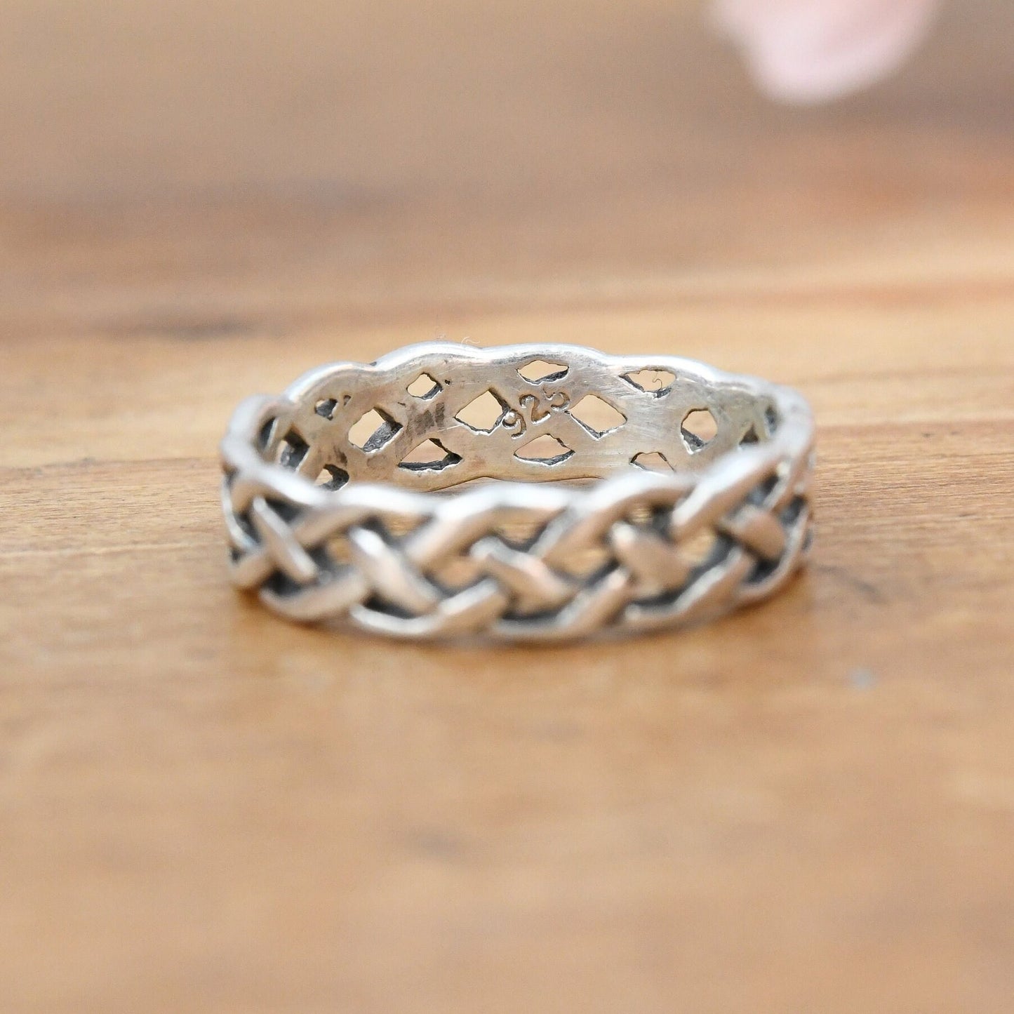 Vintage Sterling Silver Celtic Knot Ring - Openwork Woven Knotted Band | Unisex Minimalist Jewellery | UK Size - L | US Size - 5 3/4