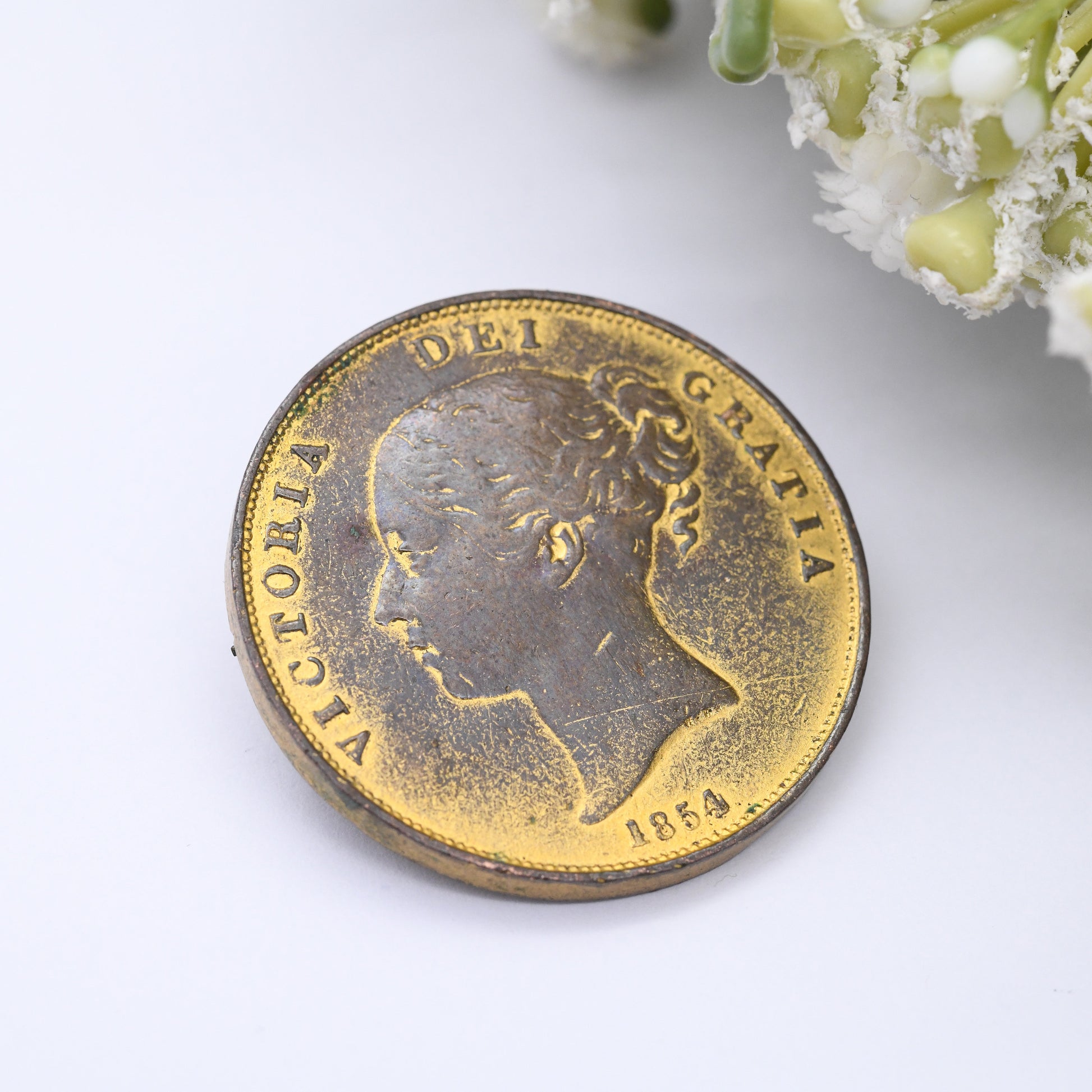 Antique 1854 Victoria One Penny Coin Brooch - Large Statement Copper Coin Jewellery | Gold-Tone