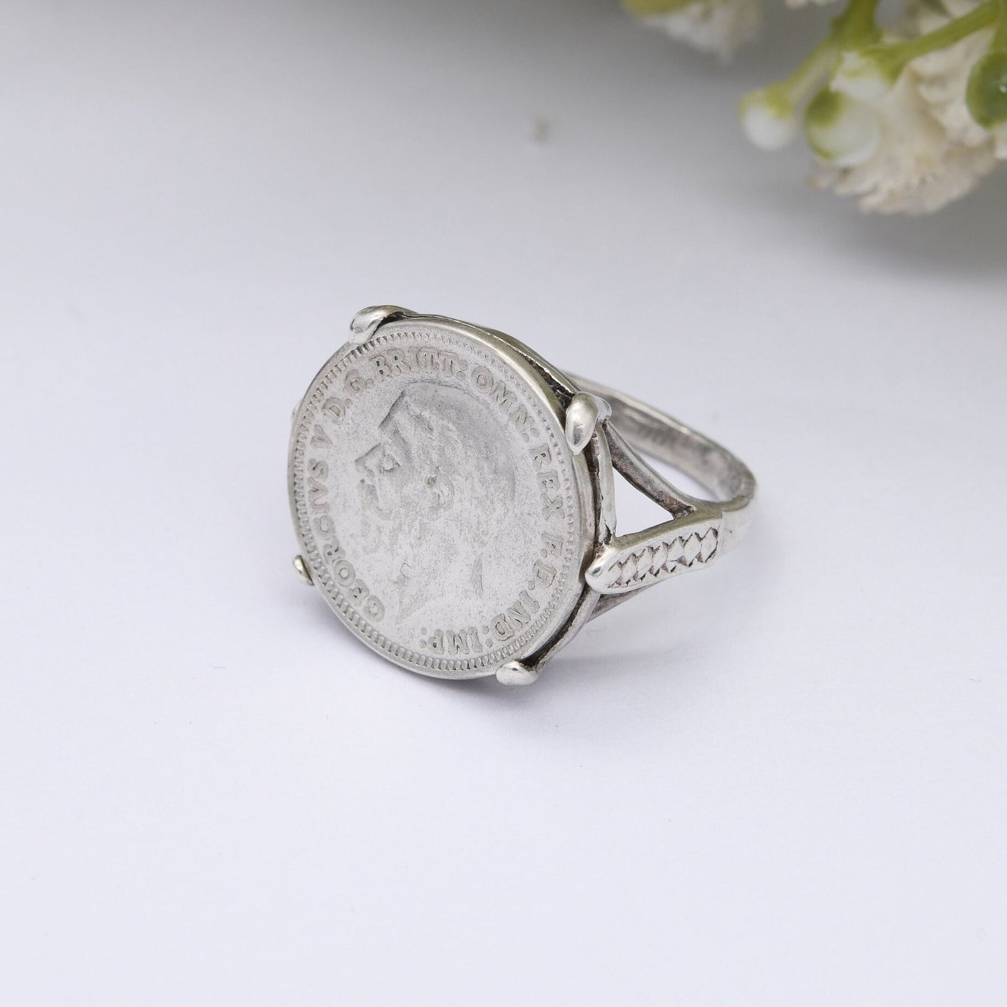 Vintage Silver George V Threepence Coin 1936 Signet Ring - English Royal Family Jewellery | UK Size - H 1/2 | US Size - 4