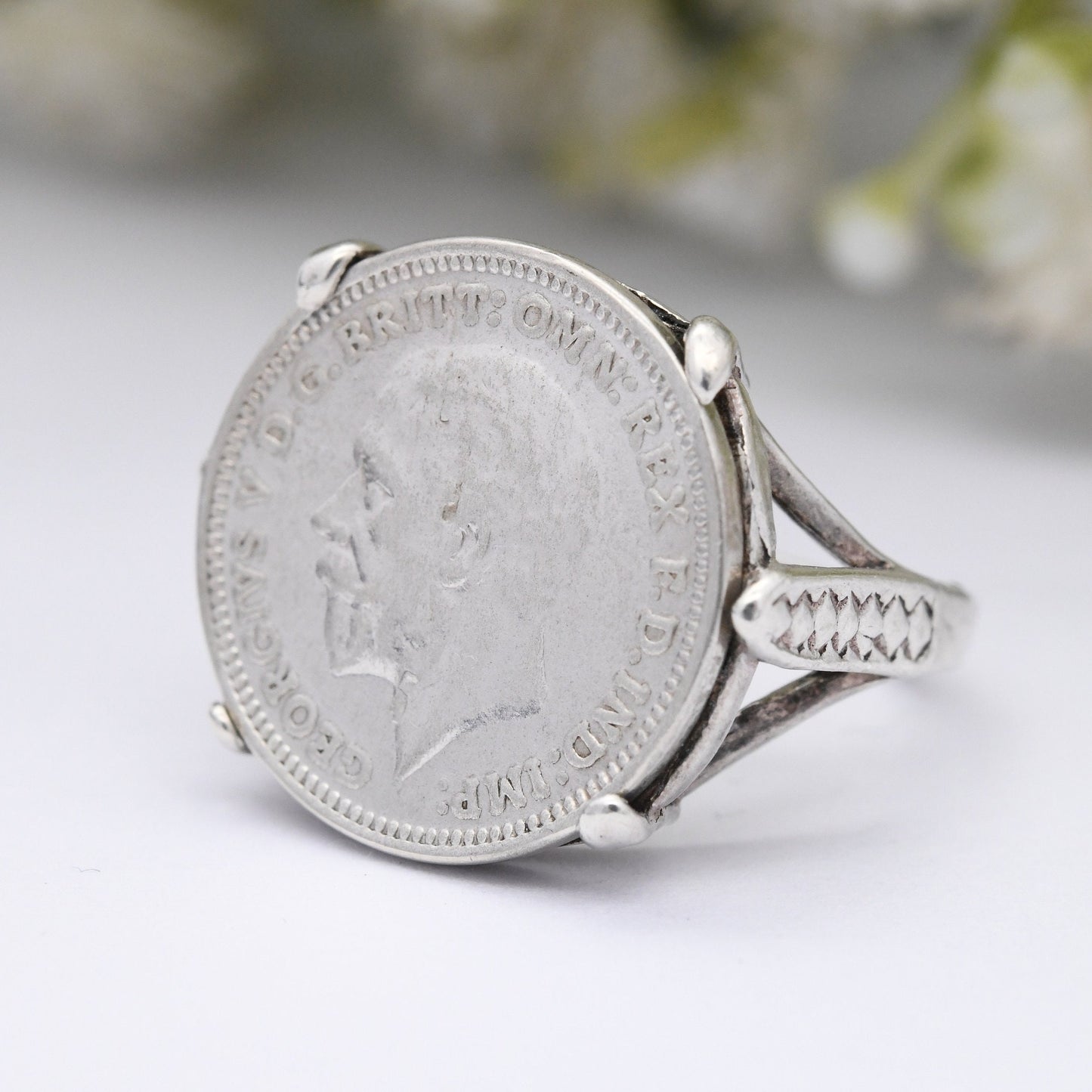 Vintage Silver George V Threepence Coin 1936 Signet Ring - English Royal Family Jewellery | UK Size - H 1/2 | US Size - 4