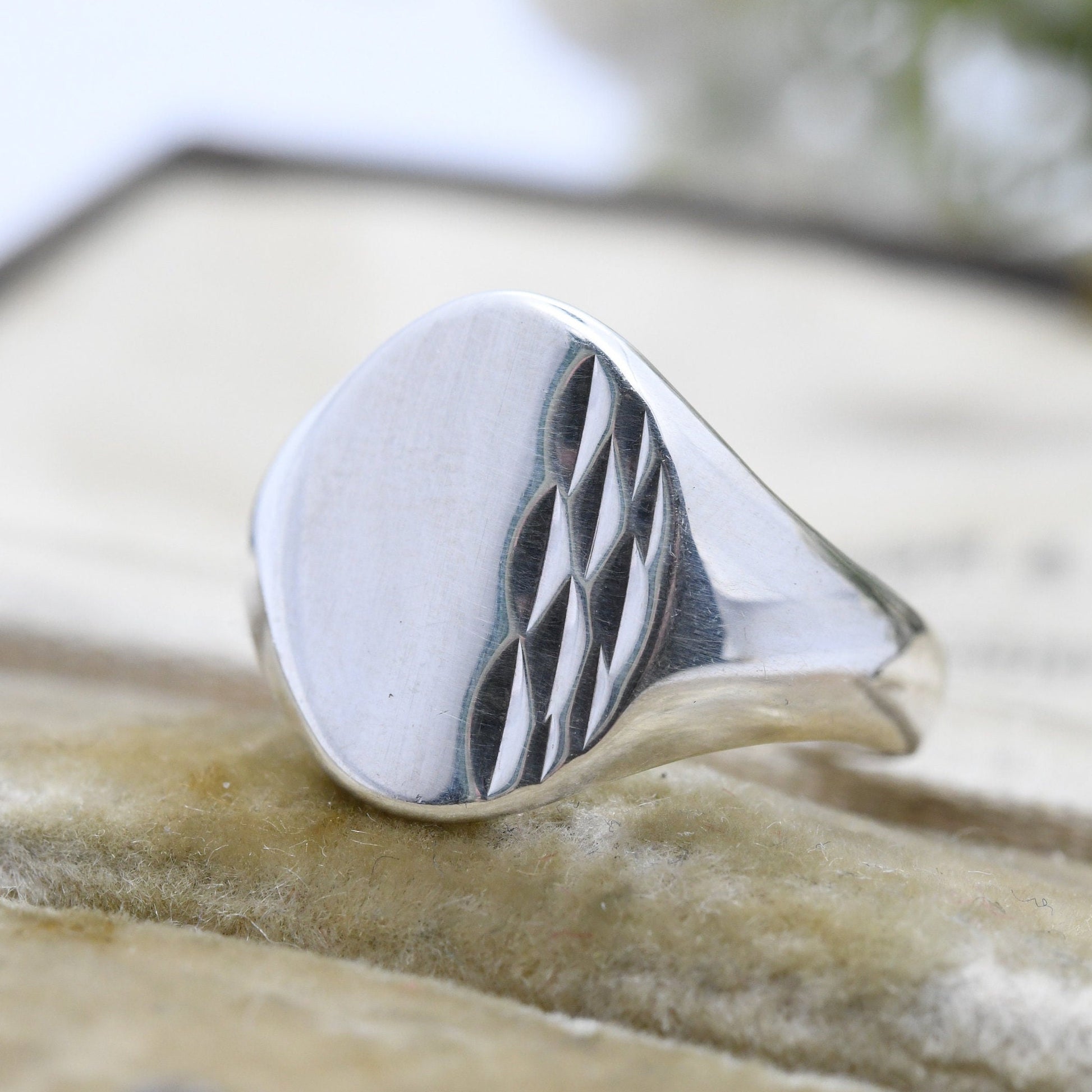 Vintage Sterling Silver Signet Ring 1979 - Chunky Initial Ring | Unisex Everyday Silver | UK Size - P | US Size - 7 3/4