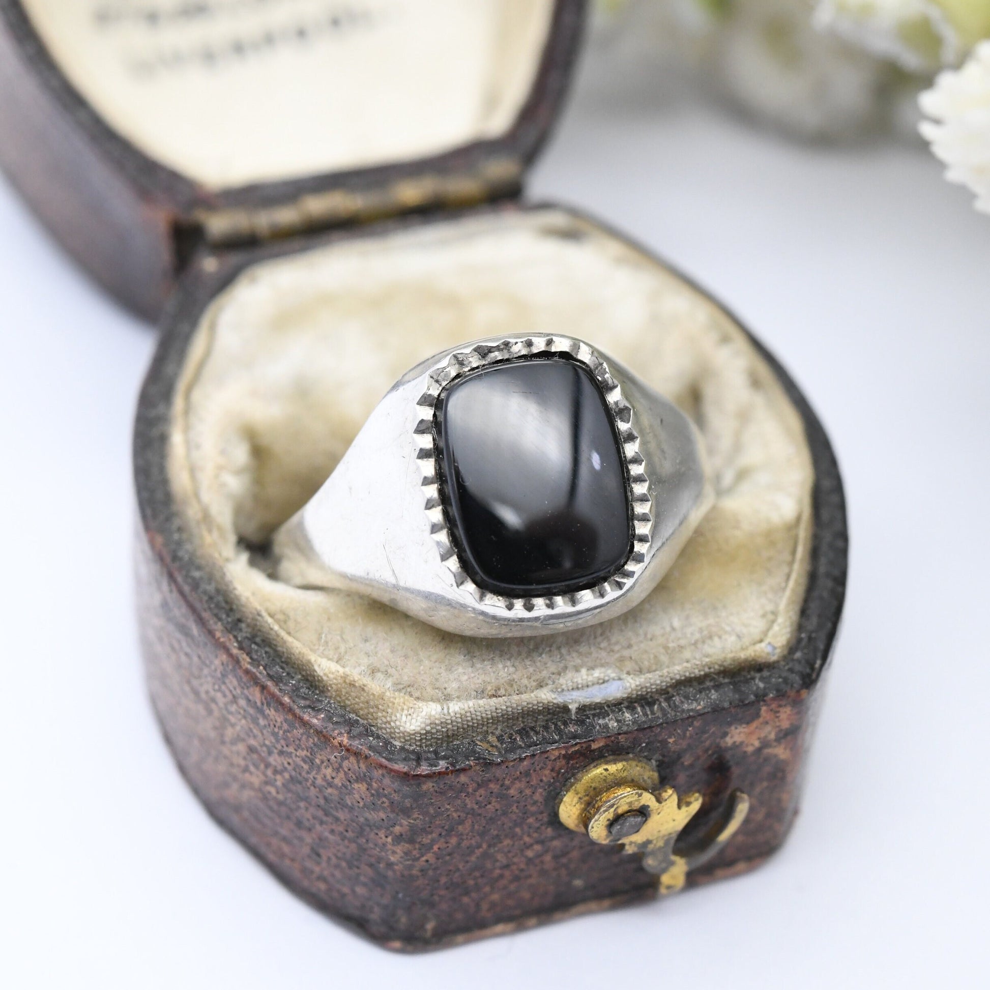 Vintage Sterling Silver Onyx Signet Ring - Black Gemstone Unisex Jewellery | UK Size - Q | US Size - 8