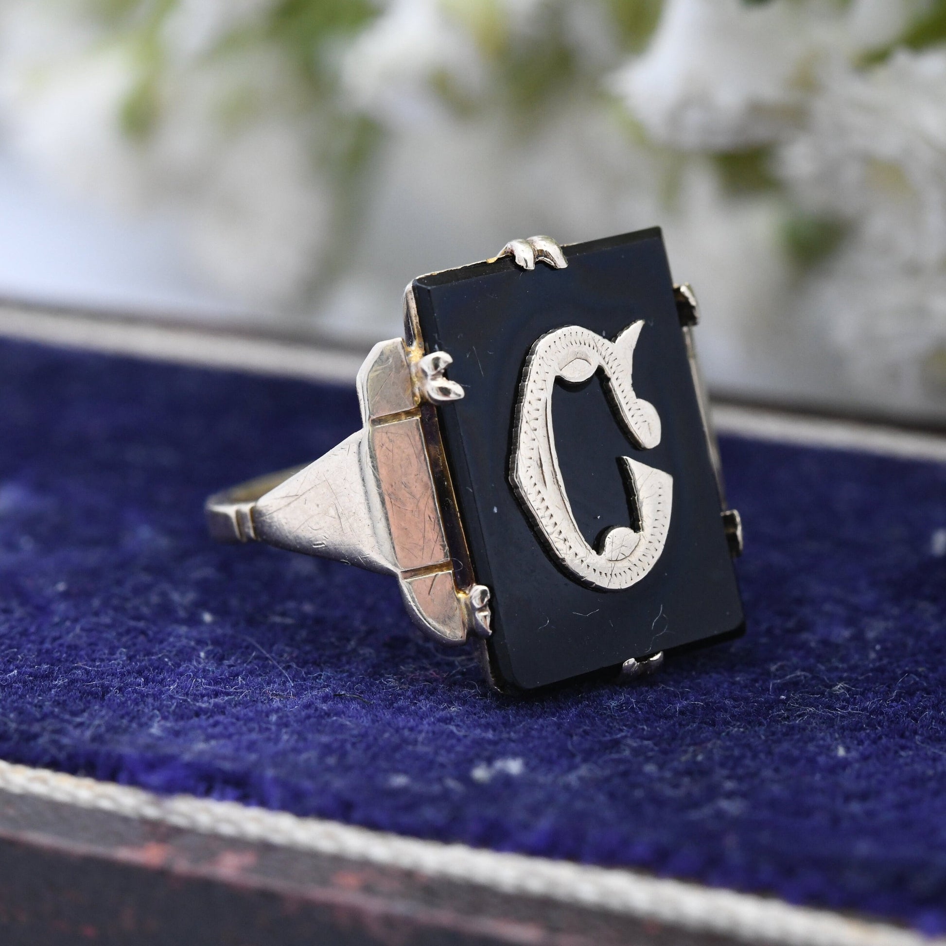 Vintage 9ct Gold Onyx Monogram Ring Letter C - Gold and Black Signet Ring | UK Size - L | US Size - 5 3/4