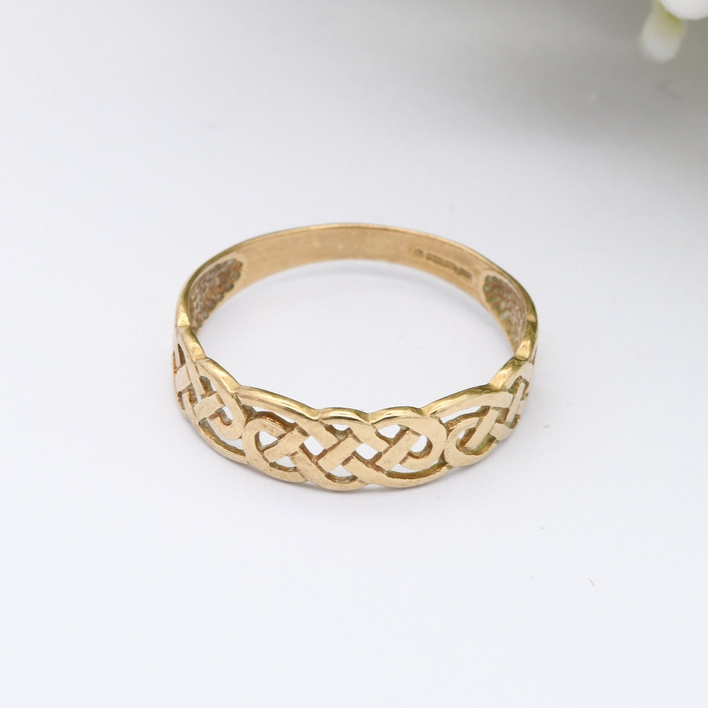 Vintage 9ct Gold Celtic Knot Ring - Woven Band | Rope Twist | UK Size - P | US Size - 7 1/2