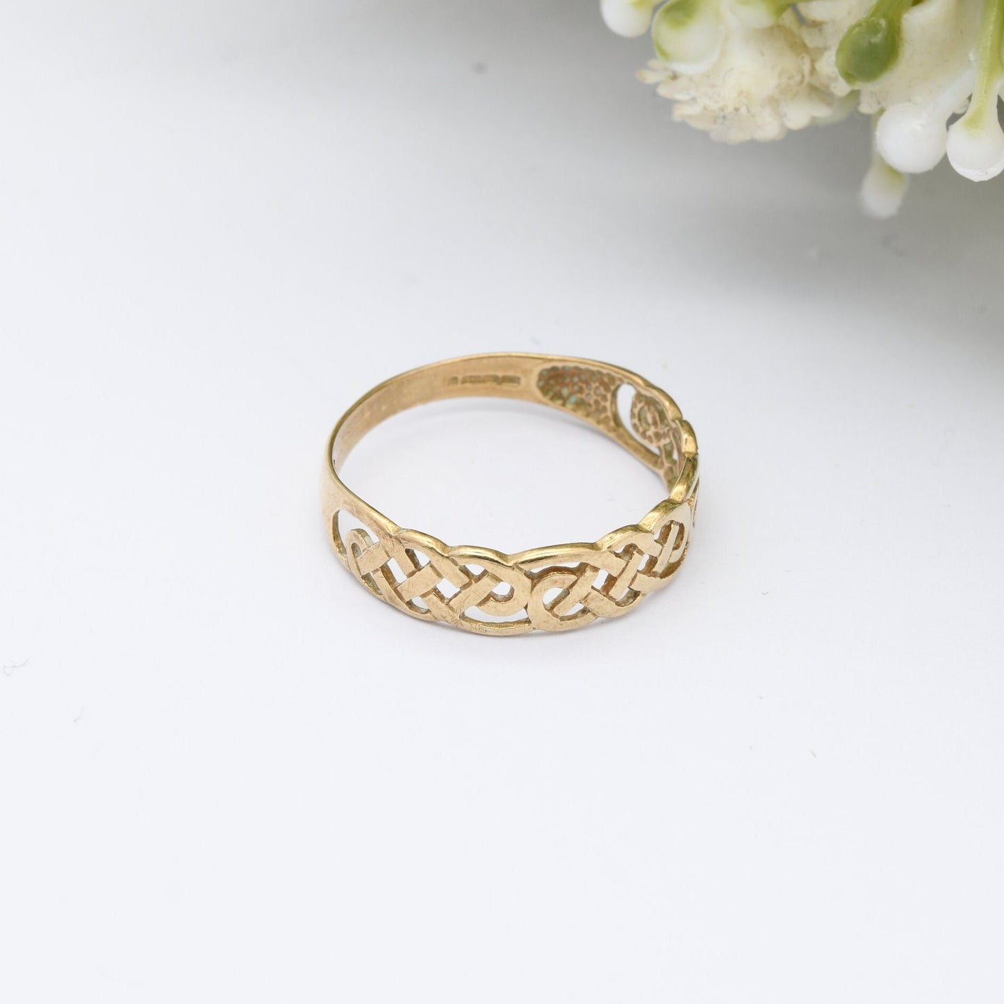 Vintage 9ct Gold Celtic Knot Ring - Woven Band | Rope Twist | UK Size - P | US Size - 7 1/2