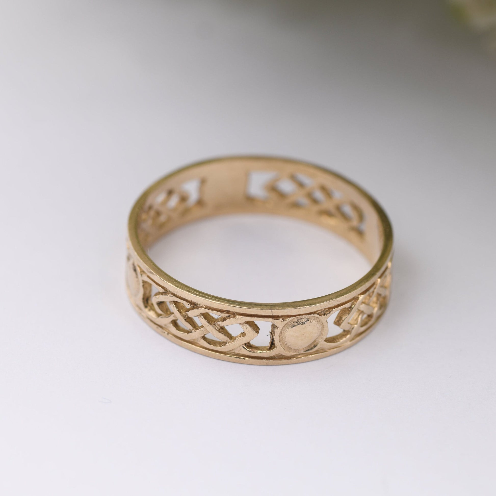 Vintage 9ct Gold Celtic Knot Band Ring - Woven Band | Unisex Band Ring | UK Size - Q | US Size - 8 1/4