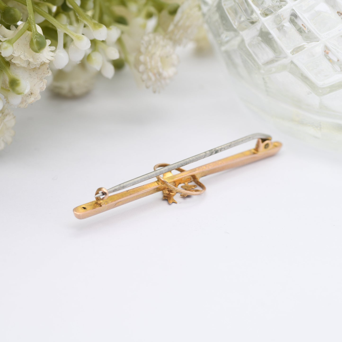 Antique Edwardian 9ct Gold Brooch with a Bird and Flowers - Aesthetic Movement Bar Brooch | Floral Leaf Pin